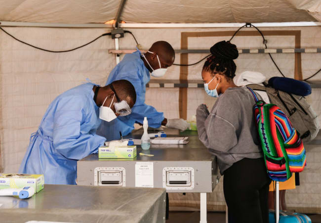 Inside the Lab that Identified Omicron