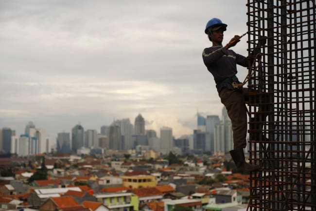 Infrastructure, Cities, and Global Health Diplomacy