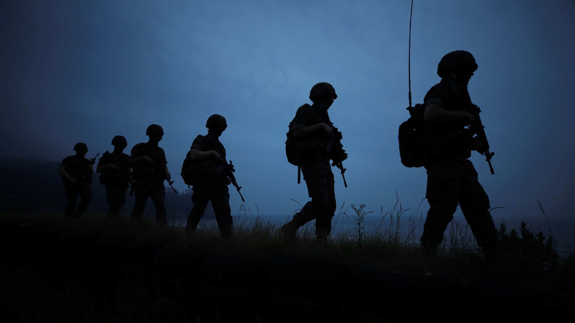 <p>South Korean Marines patrol on Yeonpyeong Island, on June 17, 2020. </p>
