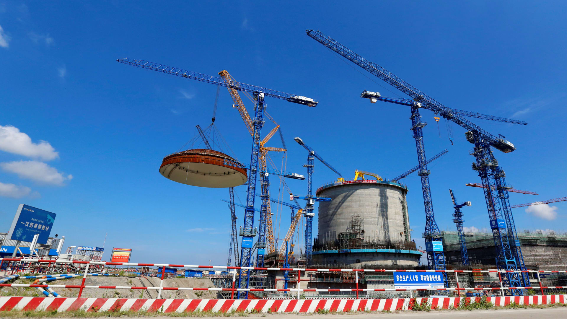 A dome is installed over a Hualong One nuclear power unit at Fangchenggang nuclear power plant in Guangxi Zhuang Autonomous Region, China May 23, 2018, in this picture provided by Fangchenggang nuclear power plant and released by China Daily. Picture taken May 23, 2018. China Daily via REUTERS