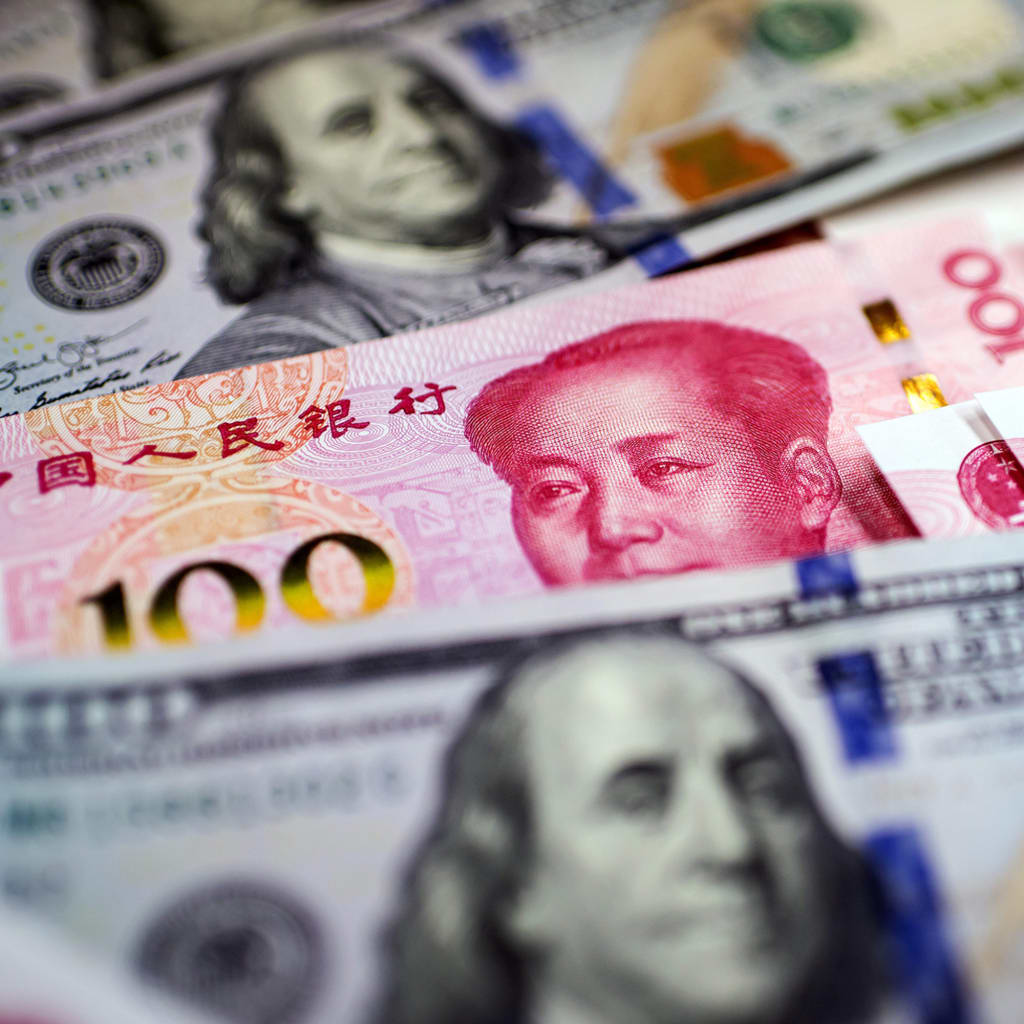 <p>U.S. and Chinese Banknotes.</p>
