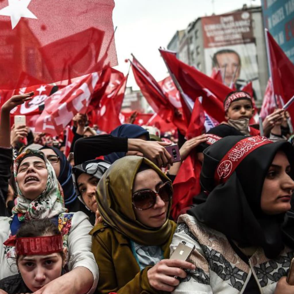 <p>A rally in support of the Turkish President on March 26, 2017 in Istanbul.</p>
