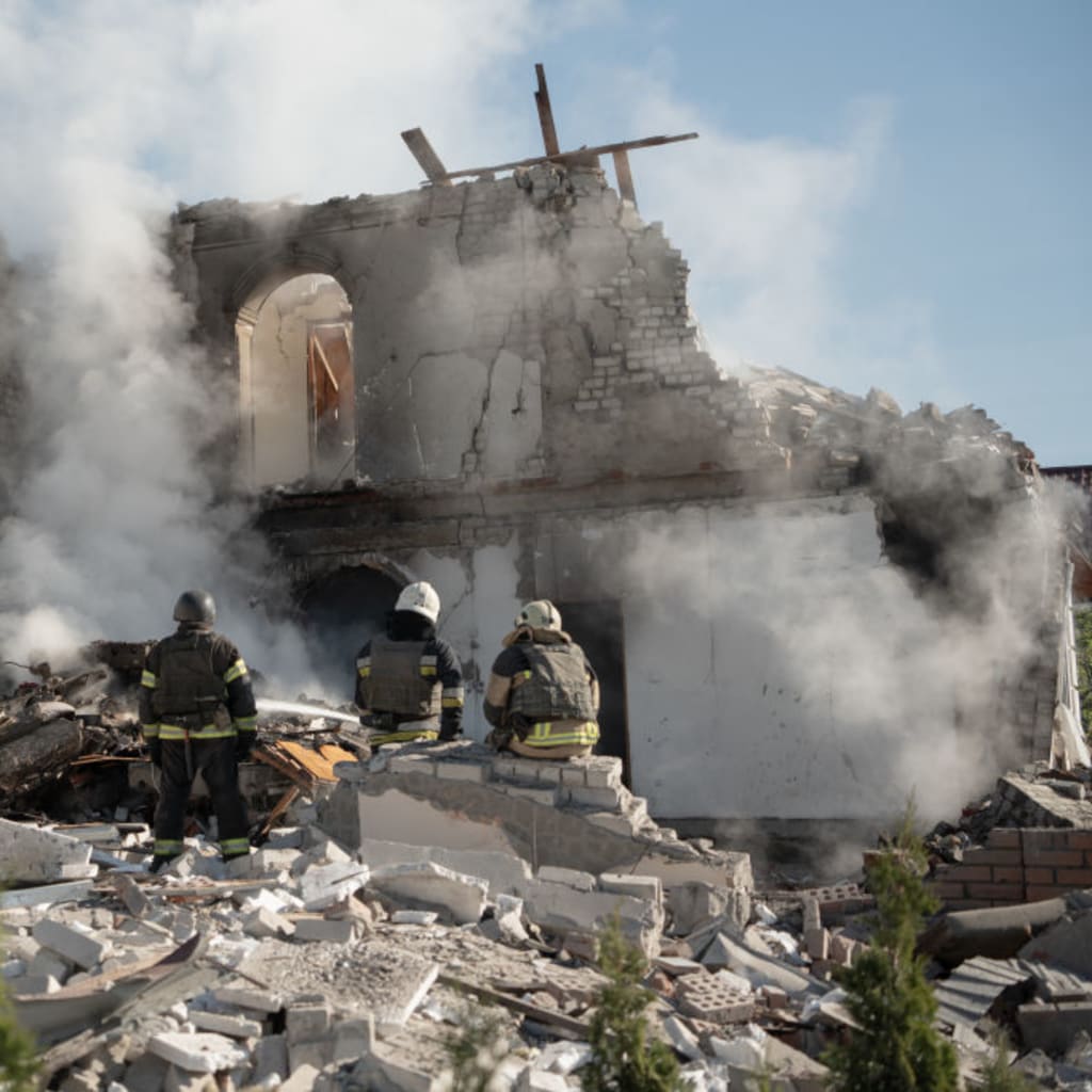 Ukraine Tries To Halt Russian Advance, Biden Woos Kenya, the Fate of Assange, and More pic