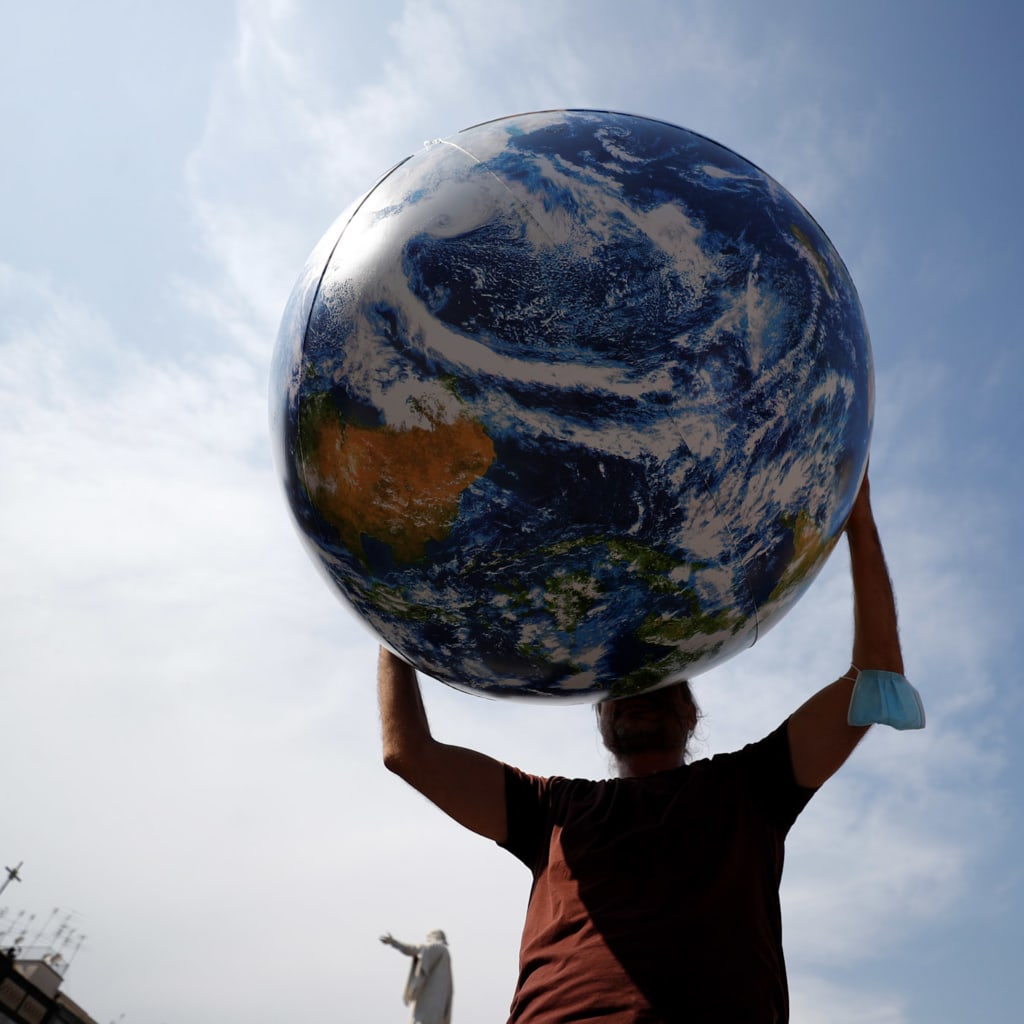 <p>Guglielmo Mangiapane/Reuters</p>