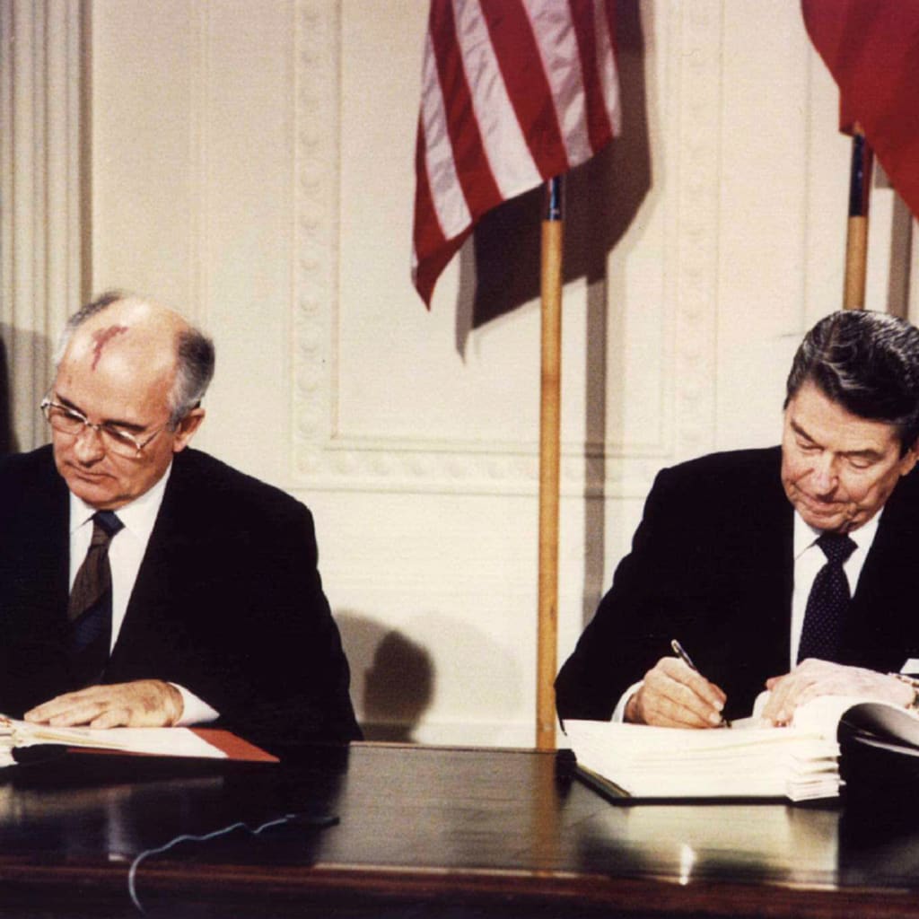 <p>Presidents Ronald Reagan and Mikhail Gorbachev sign the INF Treaty at the White House.</p>
