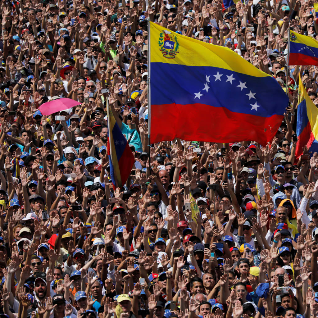 <p>Opposition supporters rally against Venezuelan President Nicolas Maduro’s government in Caracas, February 2, 2019. </p>
