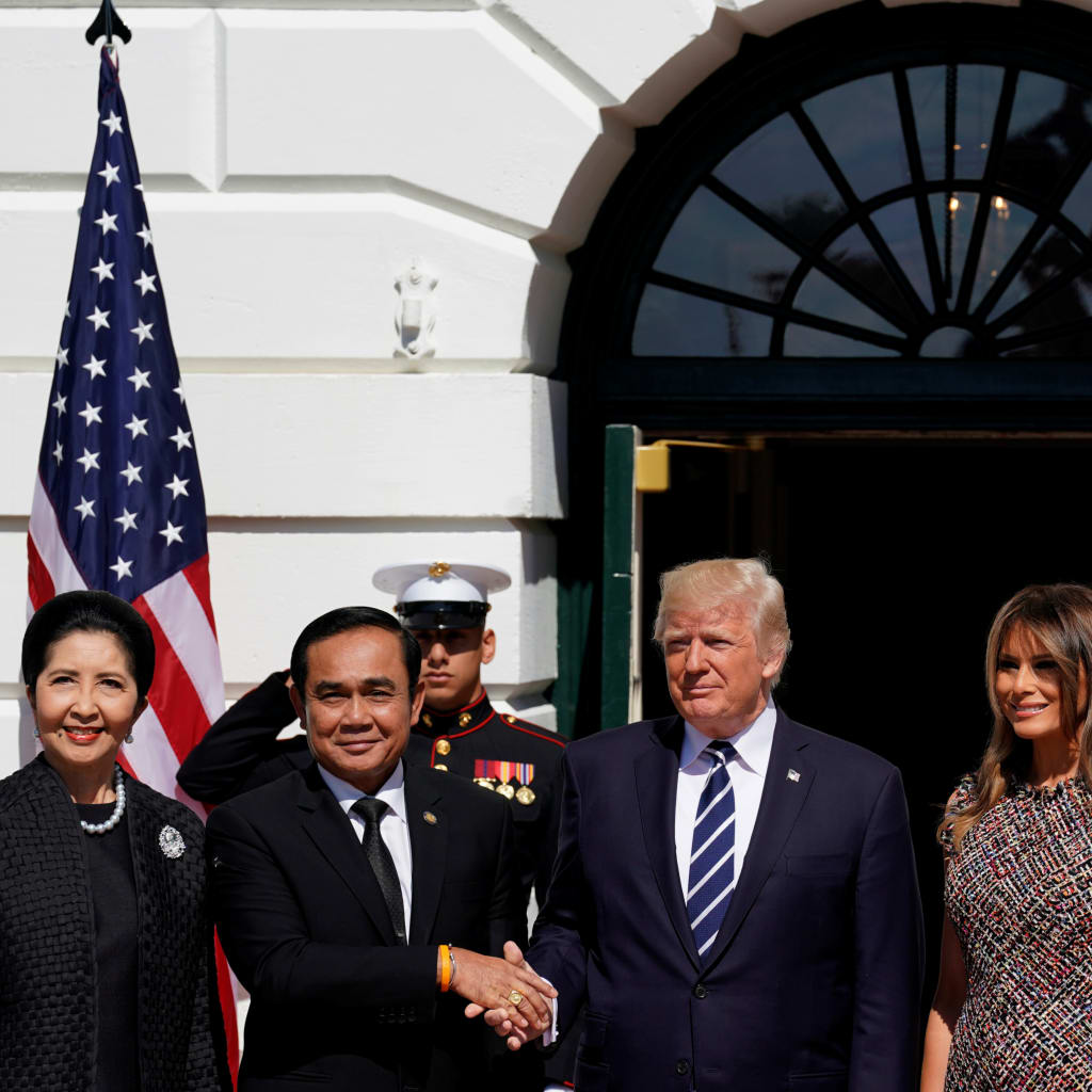 <p>U.S. President Donald Trump and U.S. first lady Melania Trump greet Thai Prime Minister Prayut Chan-o-Cha and his wife Naraporn Chan-o-Cha at the White House in Washington, U.S., October 2, 2017. </p>

