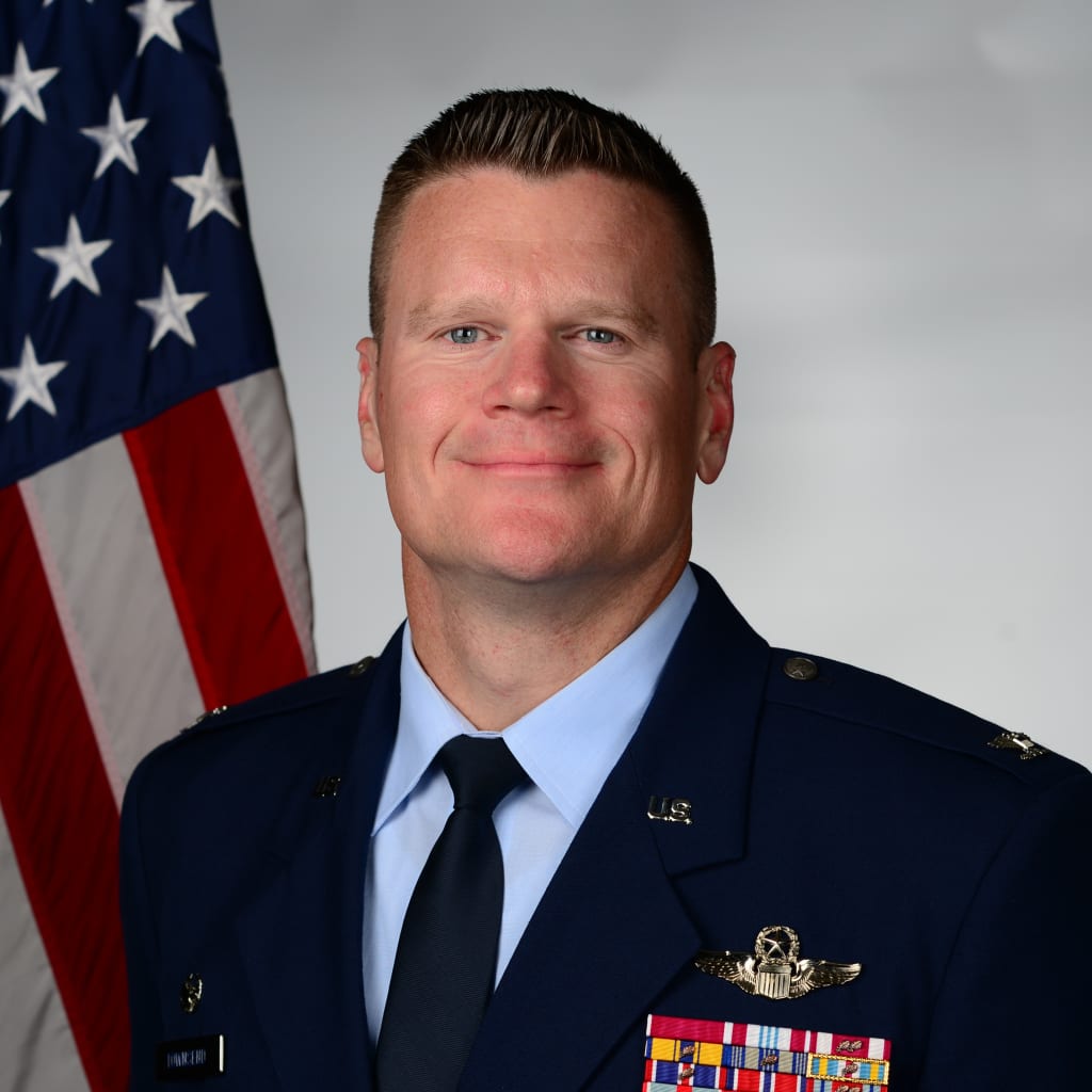 Townsend Hi-res Bio Photo