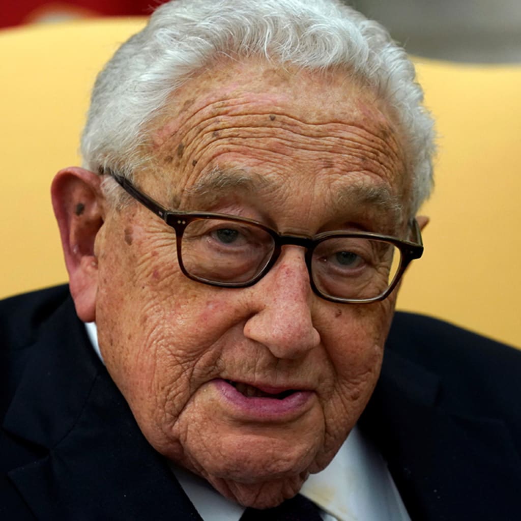Kissinger pic -- lessons of history