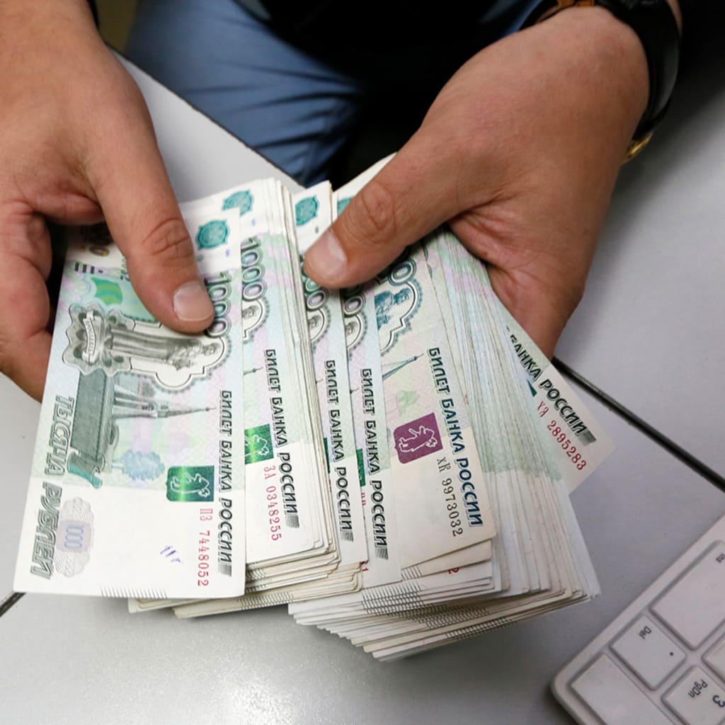 <p>Ilya Naymushin/Reuters</p>
