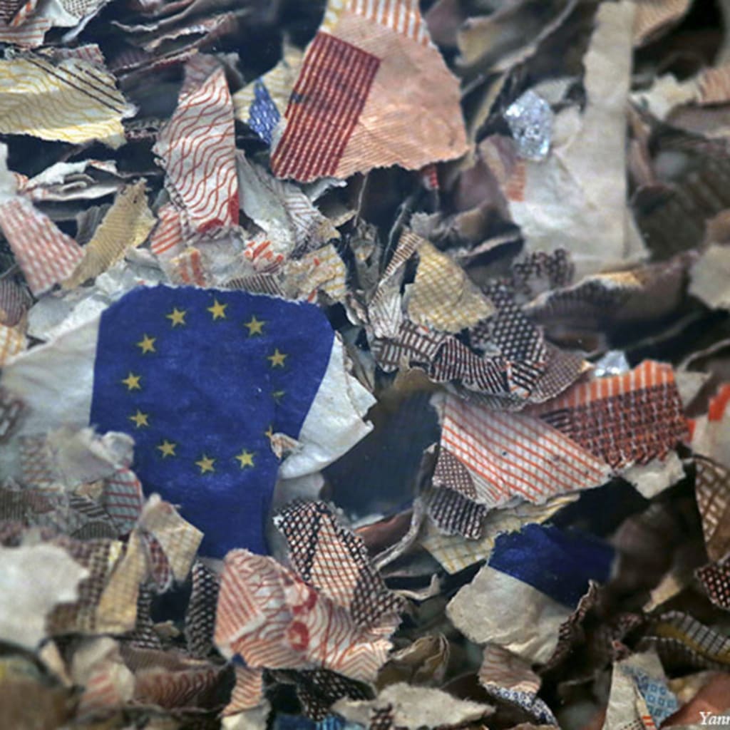 euro-shredded-Yannis-Behrakis-reuters.jpg