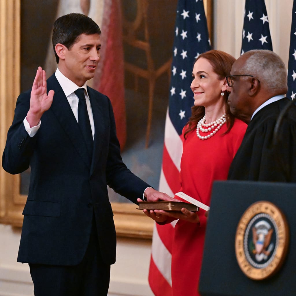 <p>Kevin Warsh takes the oath of office from U.S. Supreme Court Associate Justice Clarence Thomas during his swearing-in ceremony to be Fed chair at the White House on May 22, 2026, in Washington, DC.</p>
