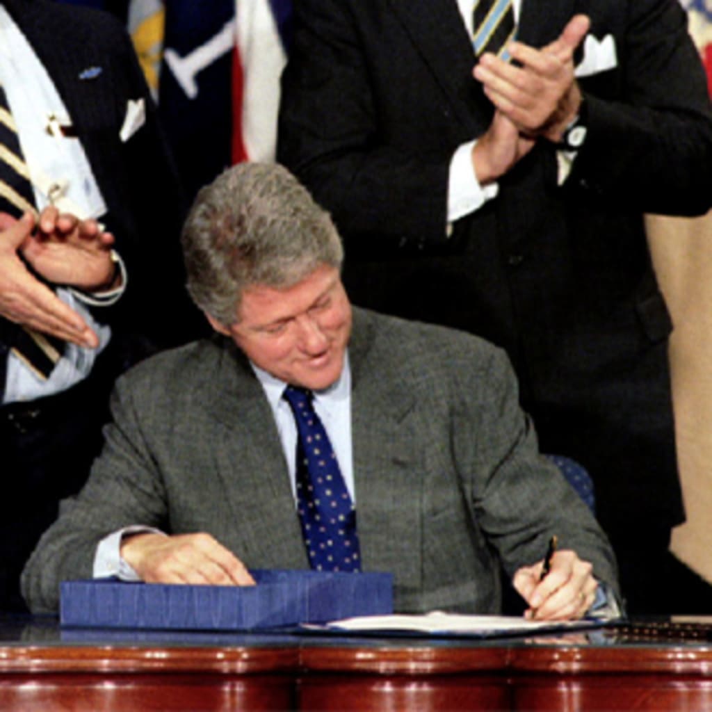 lj-50-reuters-1993-12-088f5edd08-68cb-445f-9489-41e3adf0fc6b.jpg