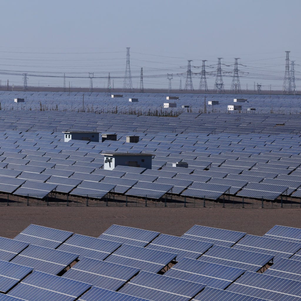 <p>A general view of the solar panels pictured during an organized media tour at the Dunhuang Photovoltaic Industrial Park, in Gansu province, China, October 16, 2024. </p>