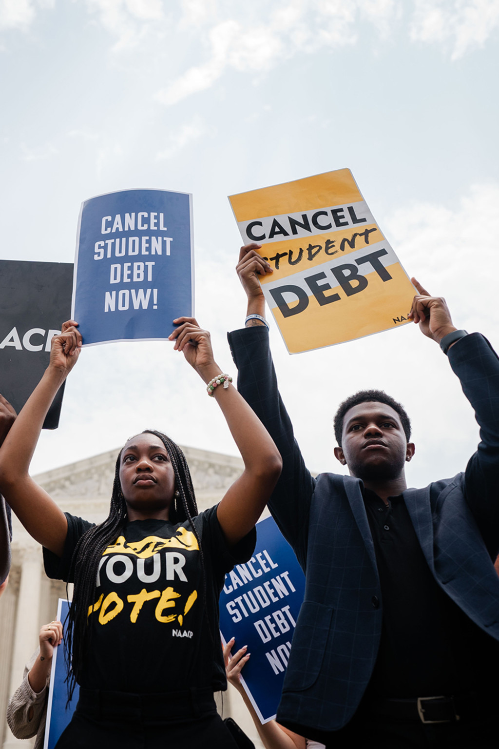 <p>Advocates of student loan forgiveness protest outside the Supreme Court.</p>
