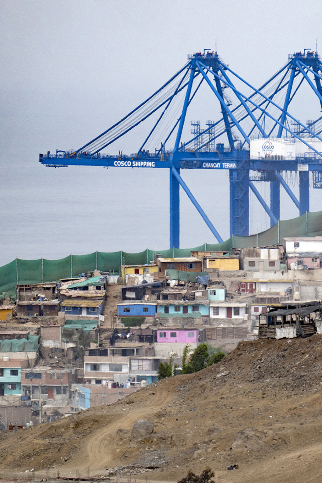 <p>Chinese shipping giant COSCO owns a majority stake in a new megaport in Chancay, Peru.</p>
