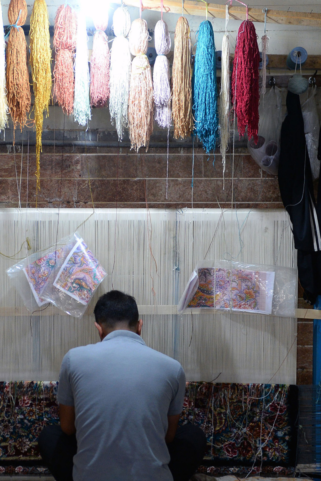 <p>The handmade Persian rug industry took a hit due to U.S. sanctions.</p>
