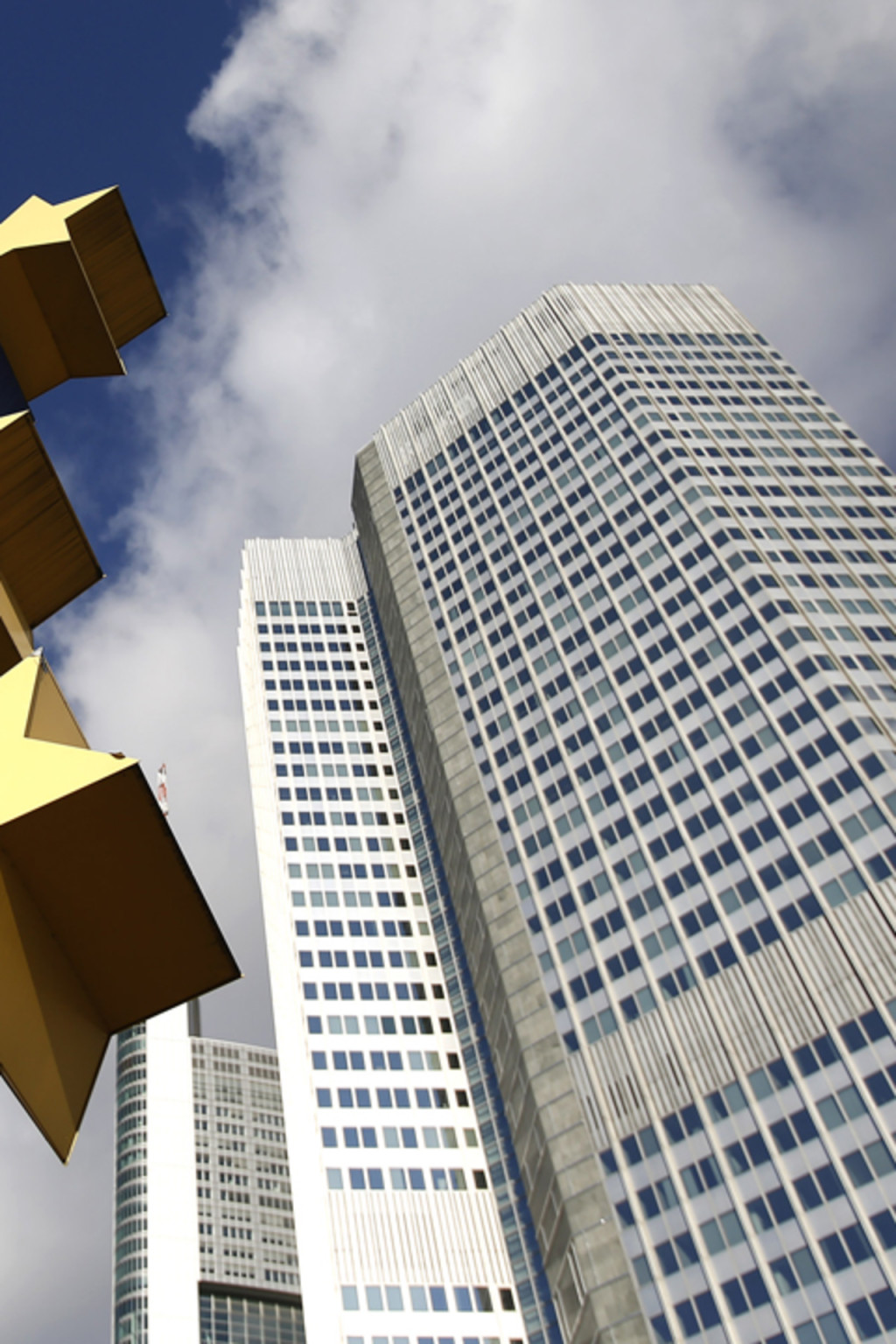 <p>A euro currency sign advertises the European Central Bank (ECB) headquarters in Frankfurt, Germany.</p>
