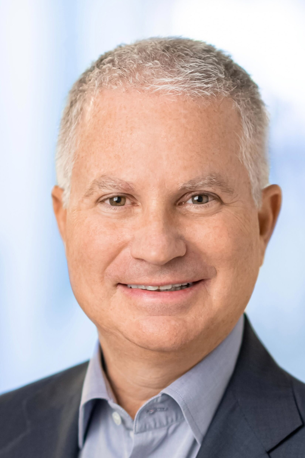 <div class="board-of-directors__person-name"><a href="/bios/charles-r-kaye" data-mrf-link="https://www.cfr.org/bio/charles-r-kaye"><strong>Charles R. Kaye</strong></a></div>
<div class="board-of-directors__person-job-title">Chairman, Warburg Pincus</div>
