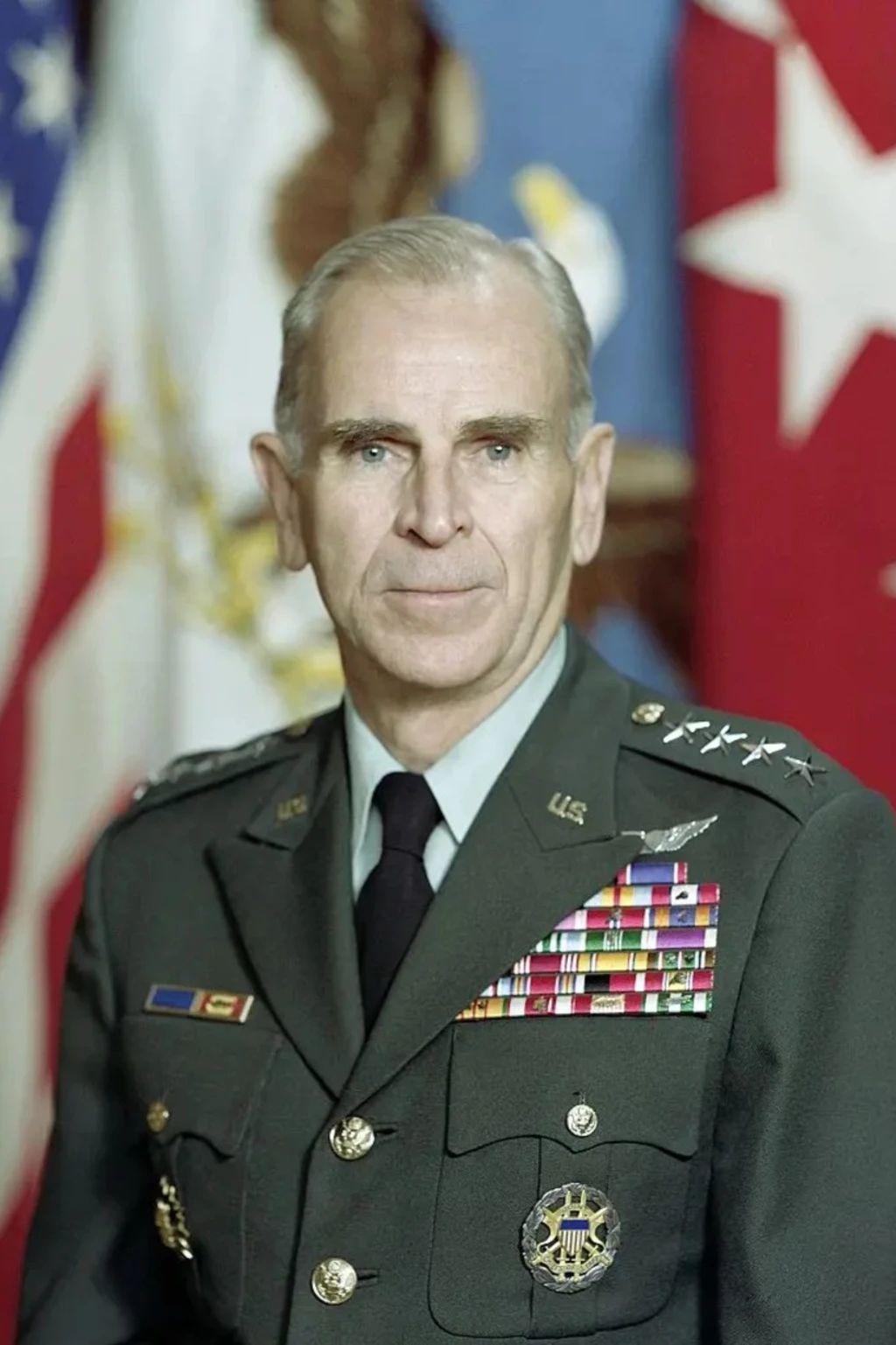 <p>General John Vessey <span class="image-embed__source">(Getty Images)</span></p>
