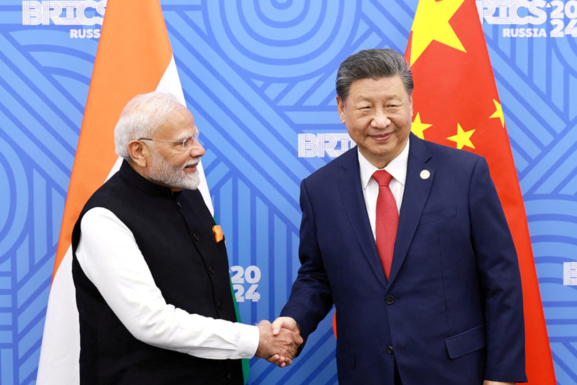 <p>Indian Prime Minister Narendra Modi and Chinese President Xi Jinping meet on the sidelines of the BRICS summit in Kazan, Russia, October 23, 2024.</p>
