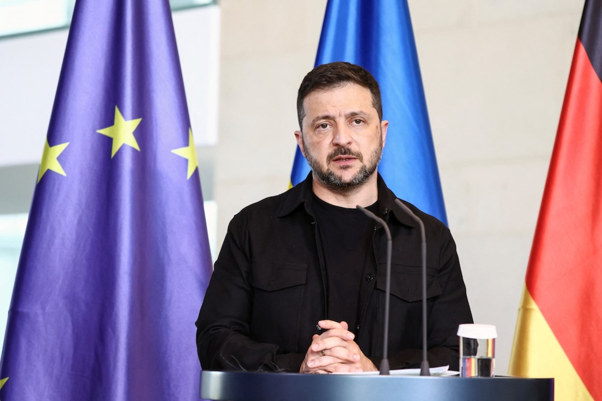 <p>Ukrainian President Volodymyr Zelenskyy attends a press conference with German Chancellor Friedrich Merz (not pictured), in Berlin, Germany, August 13, 2025.</p>
