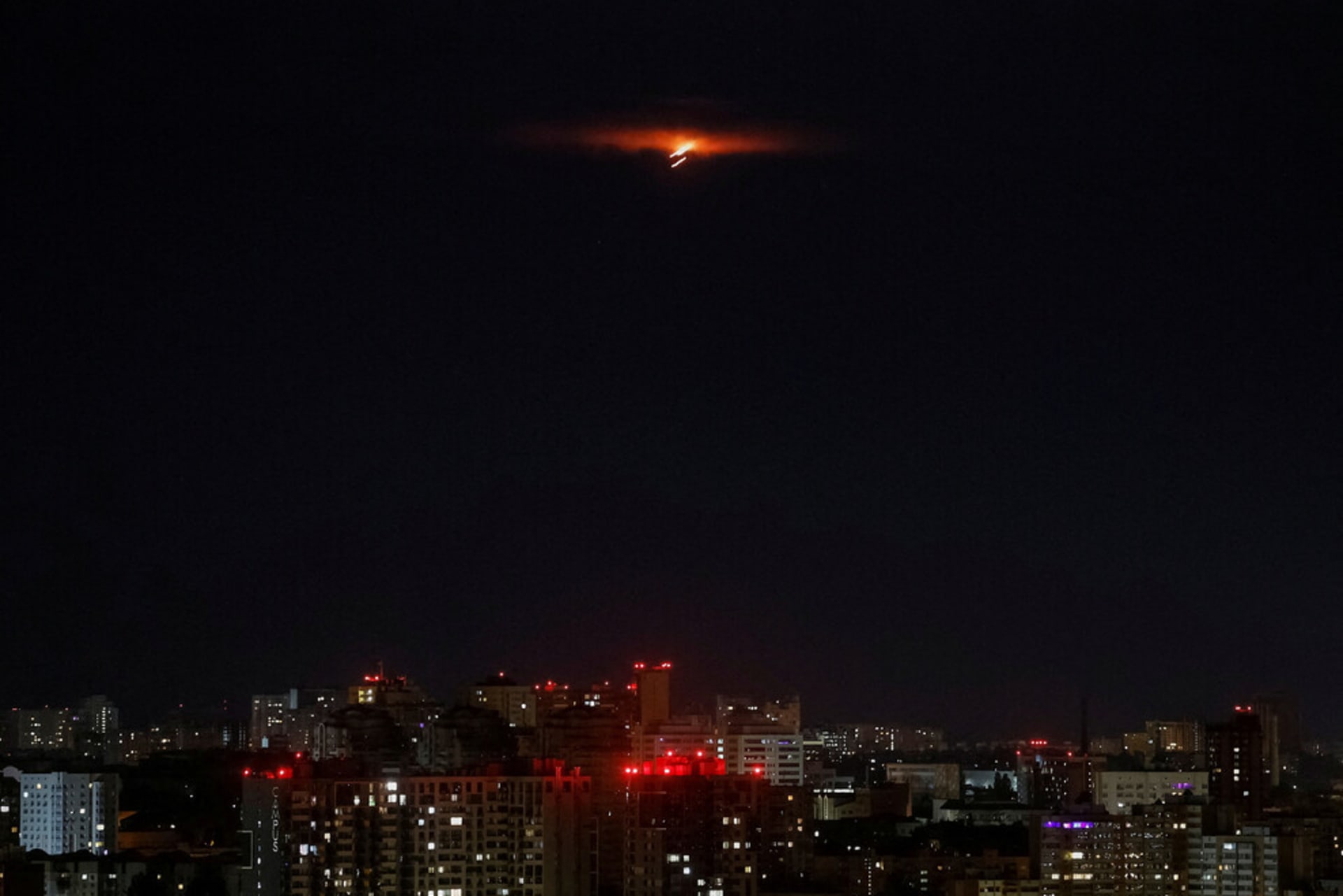 <p>Explosion lights up the sky over the city during a Russian drone, amid Russia’s attack on Ukraine, in Kyiv, Ukraine June 29, 2025.</p>
