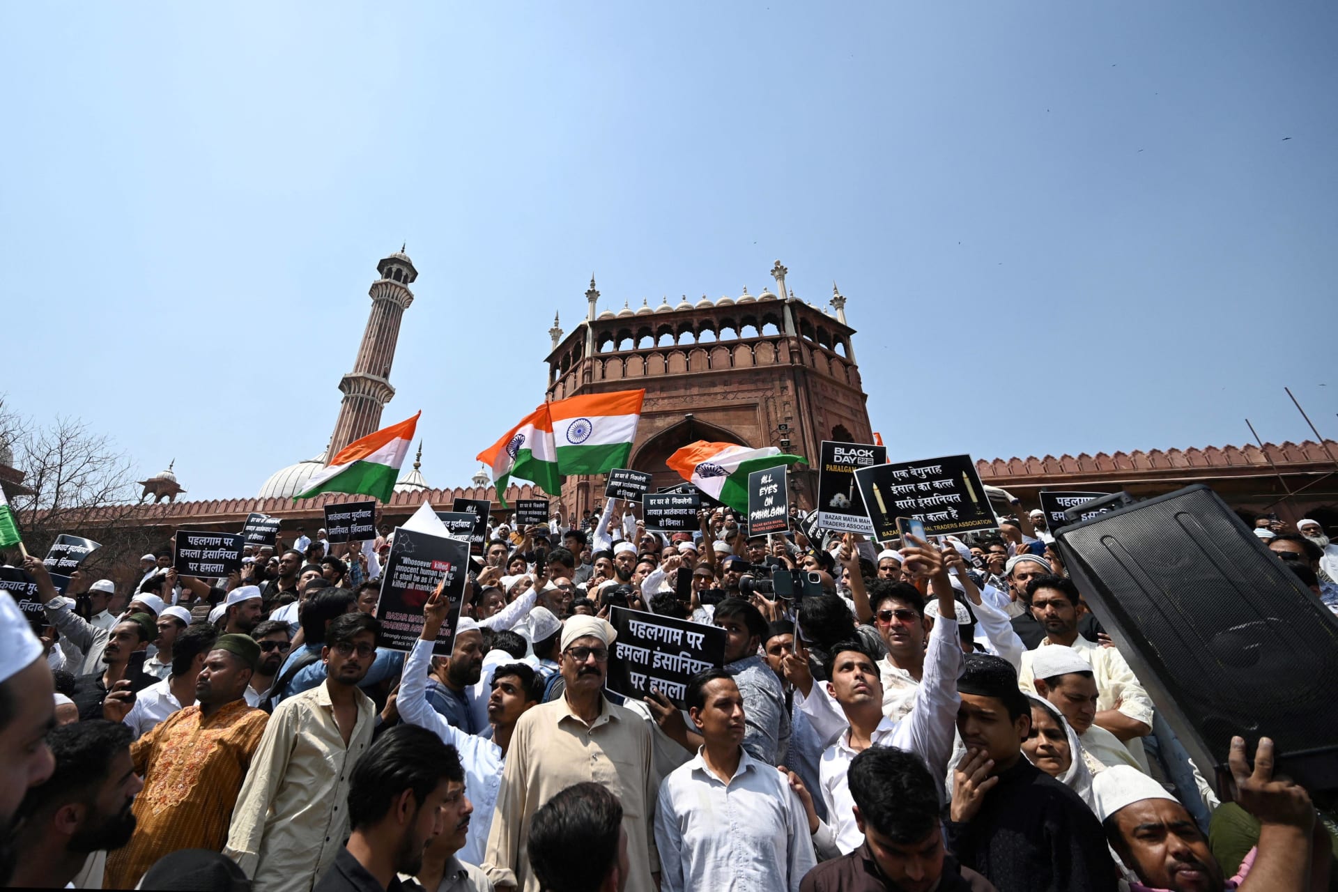 <p>Muslims hold signs and flags during a protest against Tuesday’s attack near Pahalgam, Kashmir, in Delhi, India, April 25, 2025. (Reuters/Stringer)</p>
