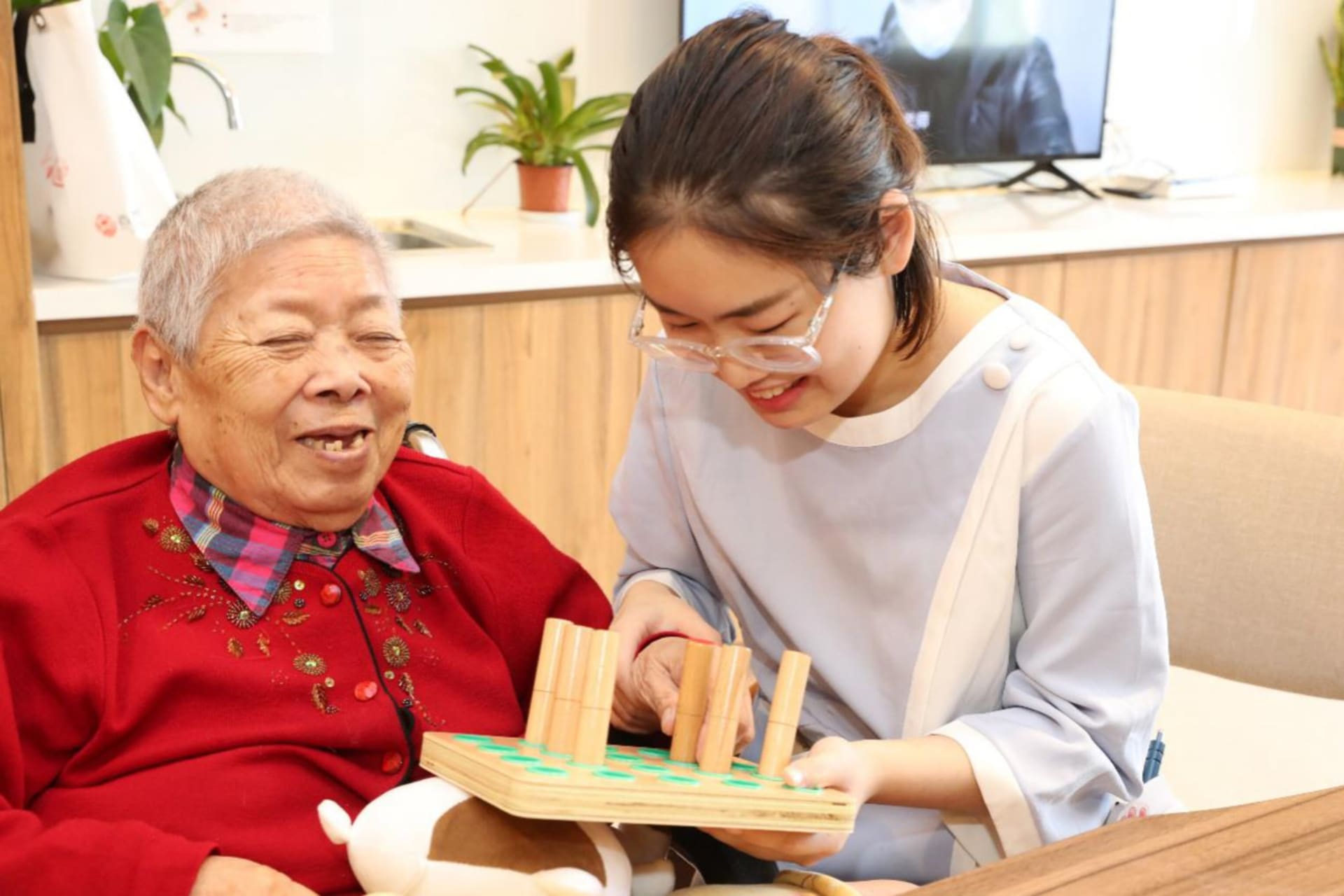 Old Chinese lady with young woman