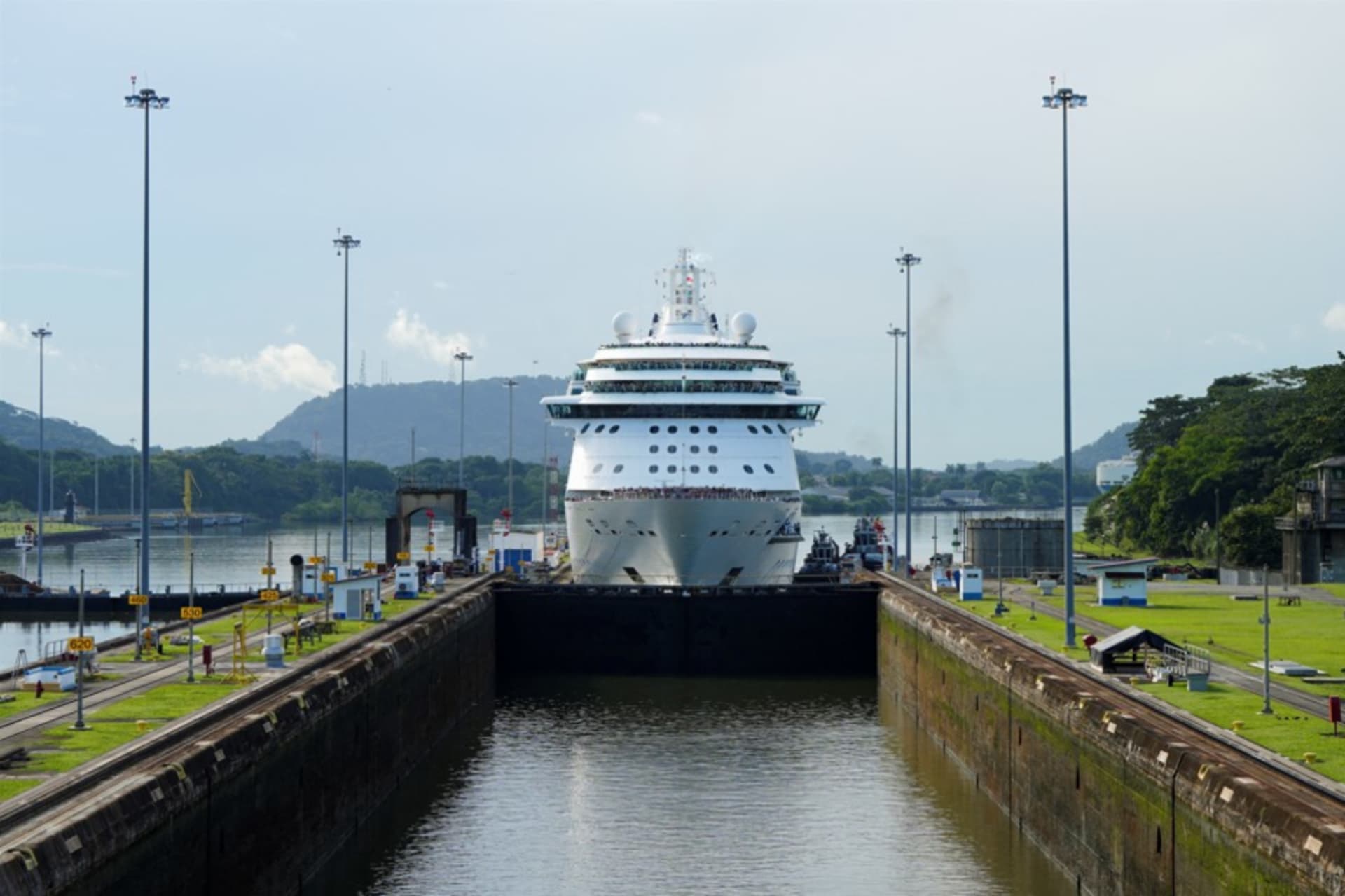 <p>The cruise ship Brilliance of the Seas approaches the Miraflores Locks in the Panama Canal on October 7, 2024.</p>
