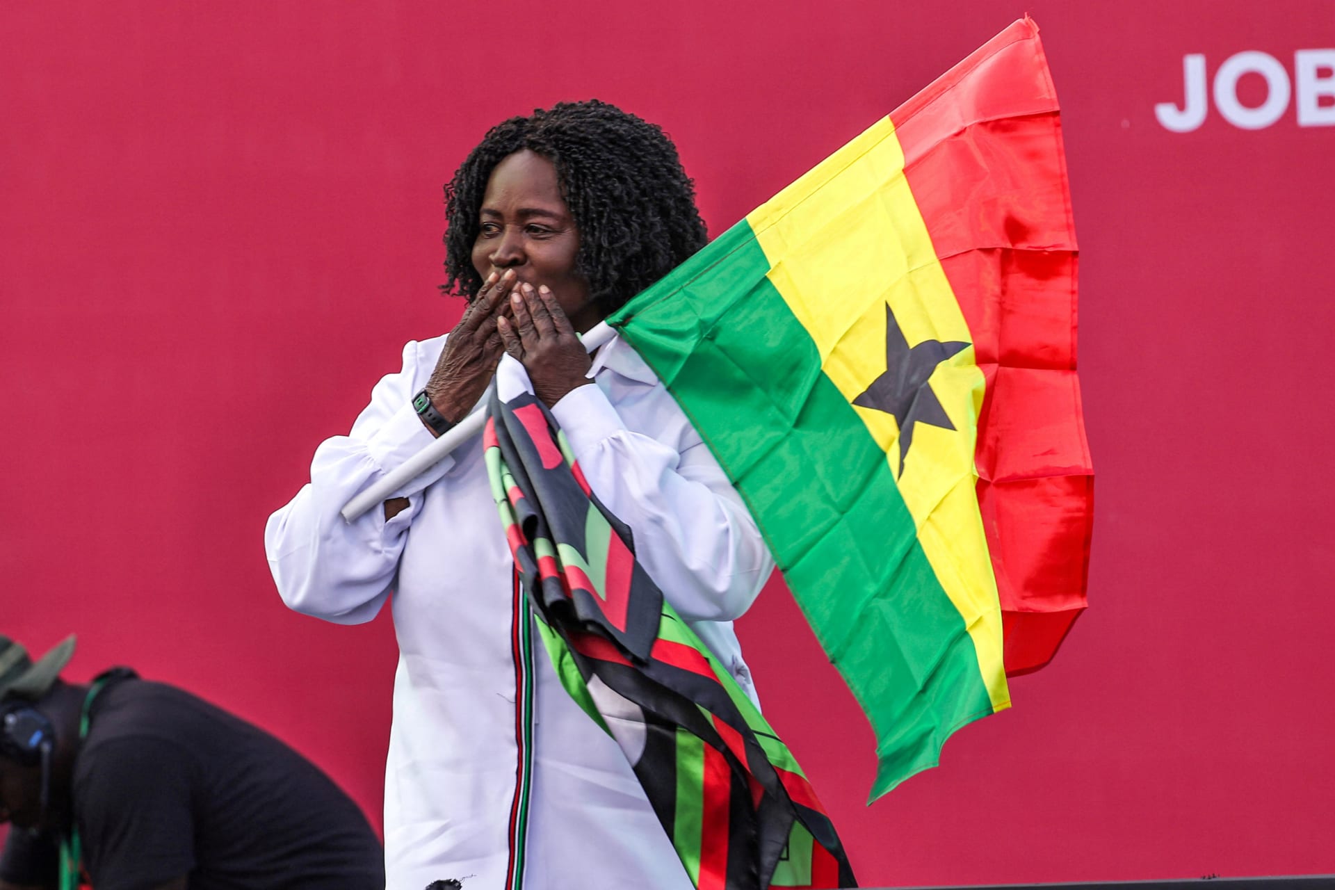 <p>Jane Naana Opoku-Agyemang, 73, running mate of Ghana’s main opposition National Democratic Congress (NDC) party presidential candidate John Dramani Mahama, blows a kiss to supporters during the final election campaign rally in Accra, Ghana December 2024.</p>
