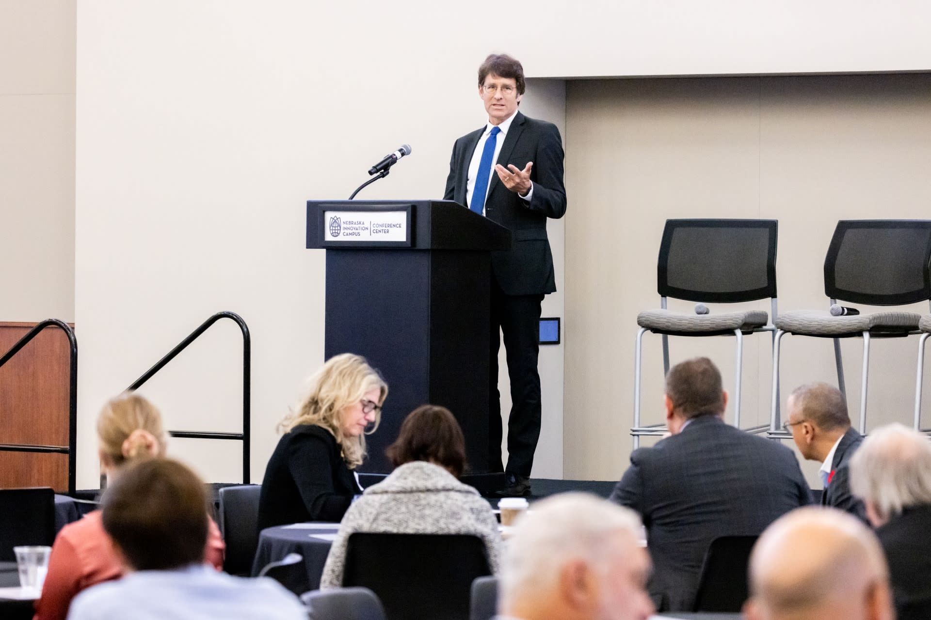 Edward Alden speaks at the Yeutter Symposium