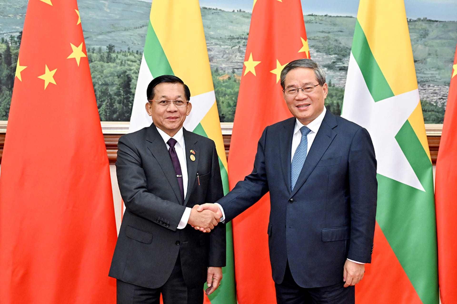<p>Chinese Premier Li Qiang meets with Myanmar’s leader Min Aung Hlaing for the eighth Greater Mekong Subregion Summit, in Kunming, China, on November 6, 2024.</p>

