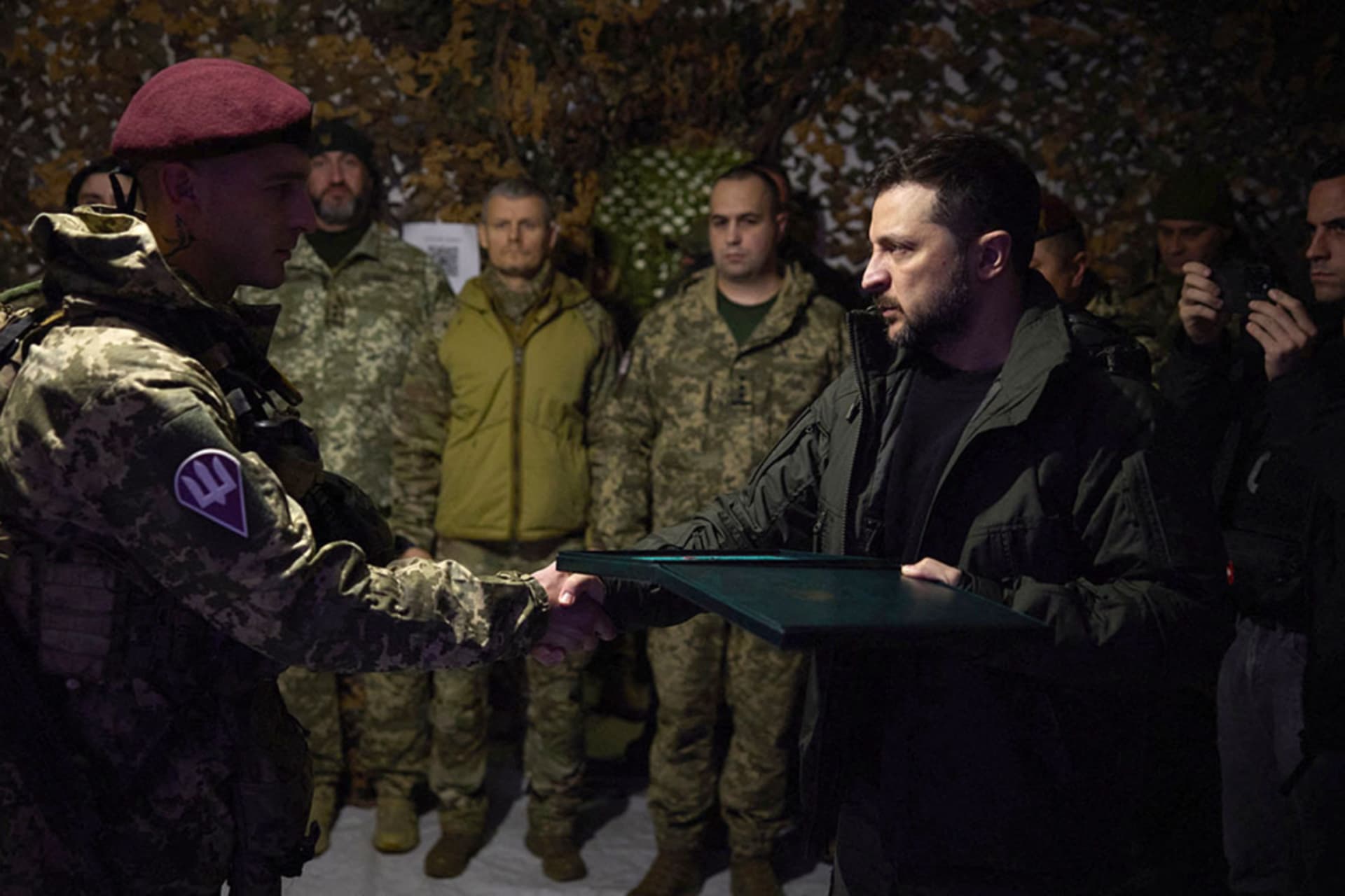 <p>Ukrainian President Volodymyr Zelenskyy visits soldiers on the frontline in Ukraine’s eastern Donetsk region in November 2024.</p>
