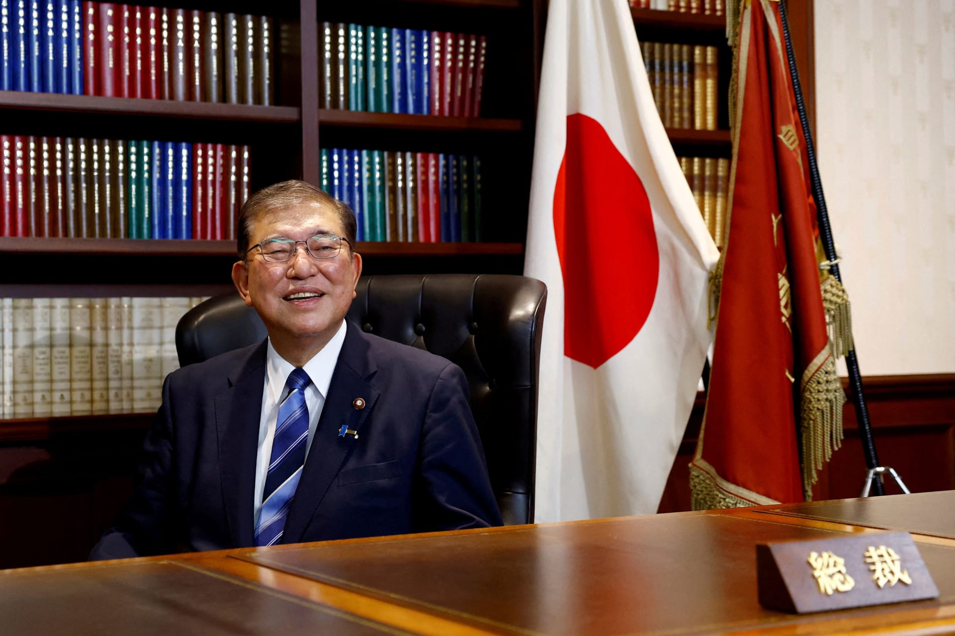 <p>Shigeru Ishiba, the newly elected leader of Japan’s ruling party, the Liberal Democratic Party (LDP) poses in the party leader’s office after the LDP leadership election</p>
