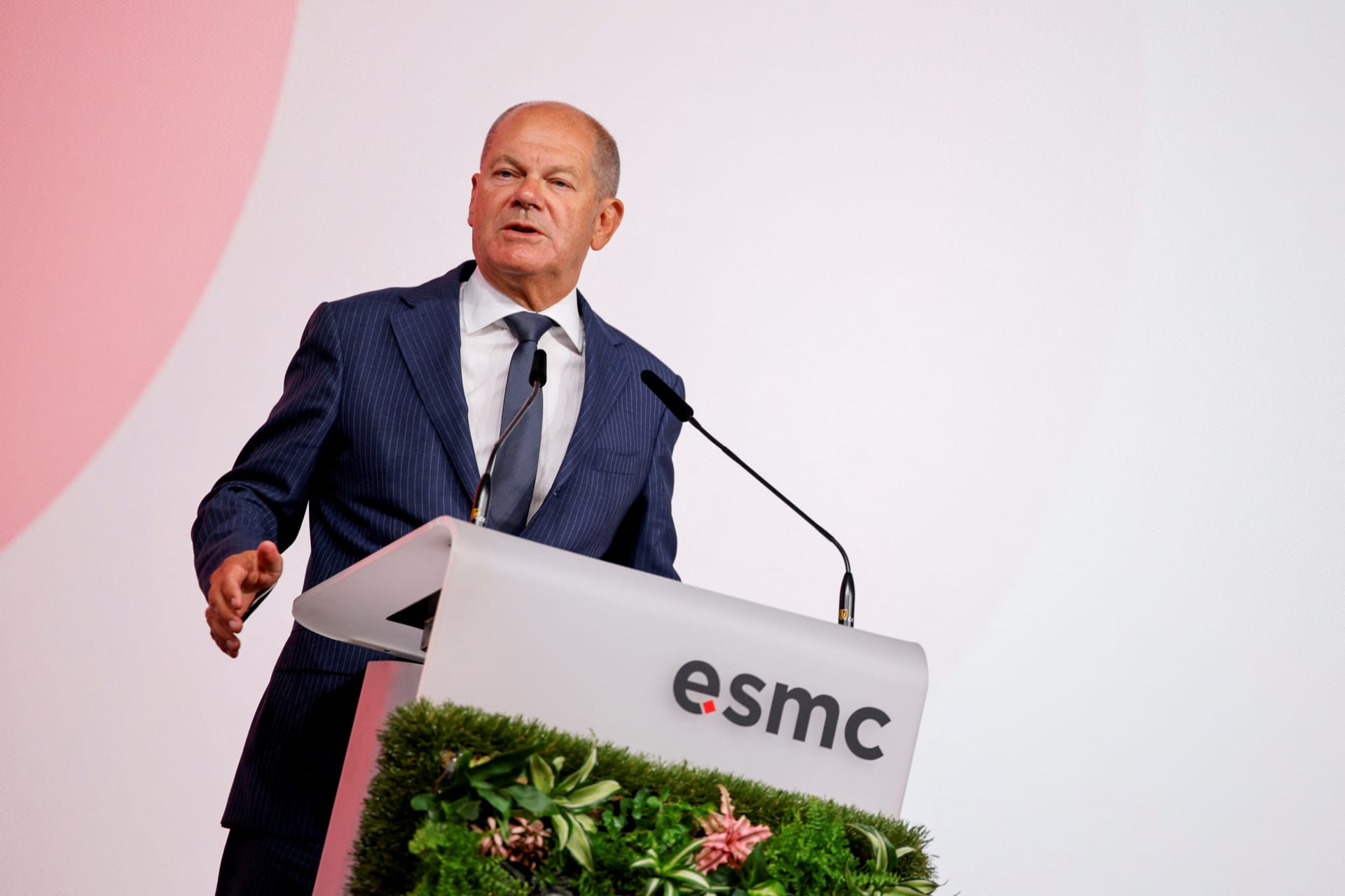 <p>German Chancellor Olaf Scholz speaks during the ceremony for Taiwanese chip maker TSMC’s first European plant in the eastern city of Dresden, Germany, August 20, 2024. </p>
