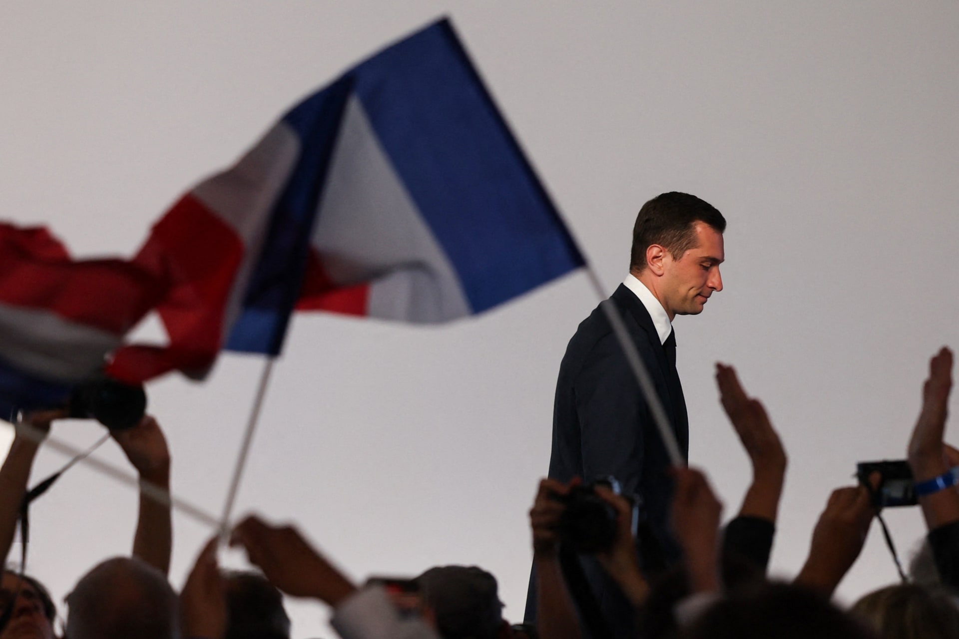 <p>Jordan Bardella, president of the French far-right National Rally party, leaves the stage after early French parliamentary elections results.</p>

