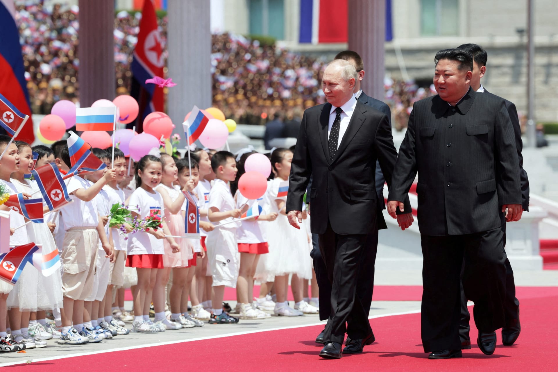 <p>Russian President Vladimir Putin and North Korean leader Kim Jong Un meet in Pyongyang.</p>
