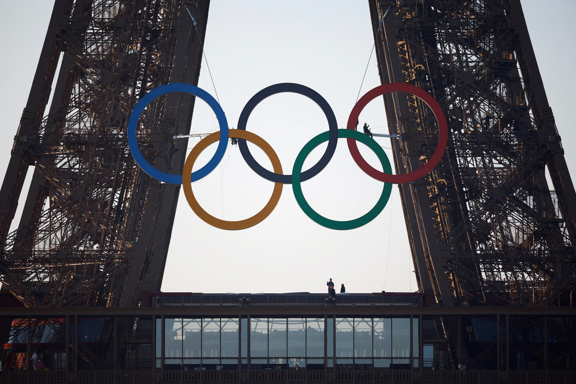 <p>The Olympic rings are displayed on the first floor of the Eiffel Tower ahead of the Paris 2024 Olympic games in Paris, France on June 7, 2024</p>
