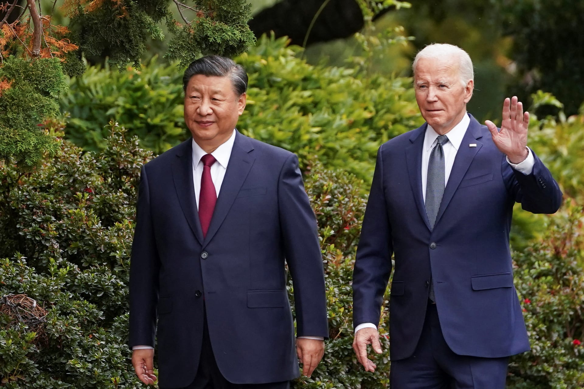 <p>President Joe Biden and President Xi Jinping walk on the sidelines of the Asia-Pacific Economic Cooperation summit on November 15, 2023. </p>
