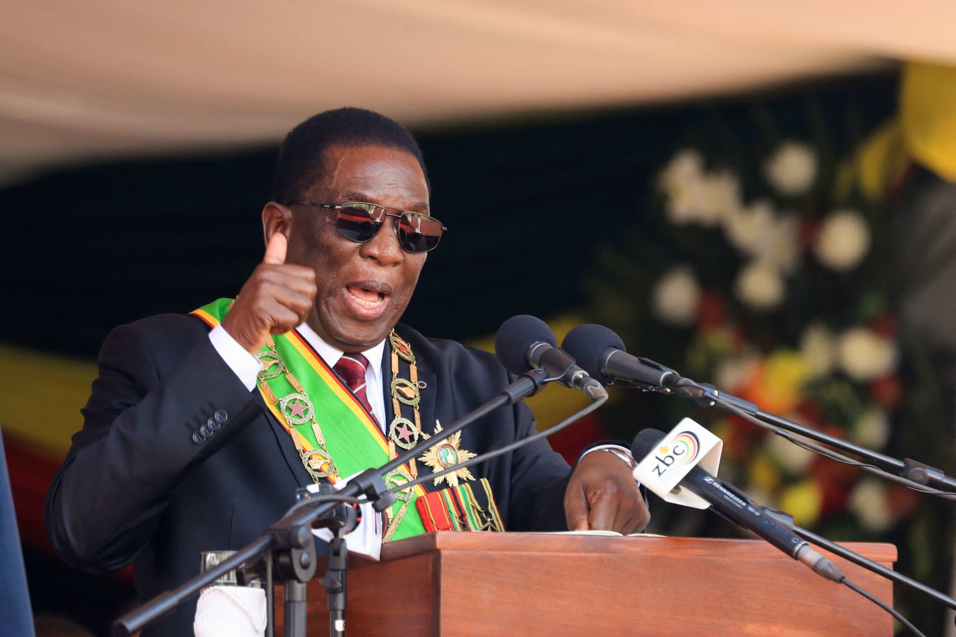 <p>Zimbabwe’s President Emmerson Mnangagwa speaks during his inauguration at the National Sports Stadium in Harare, Zimbabwe on September 4, 2023.</p>

