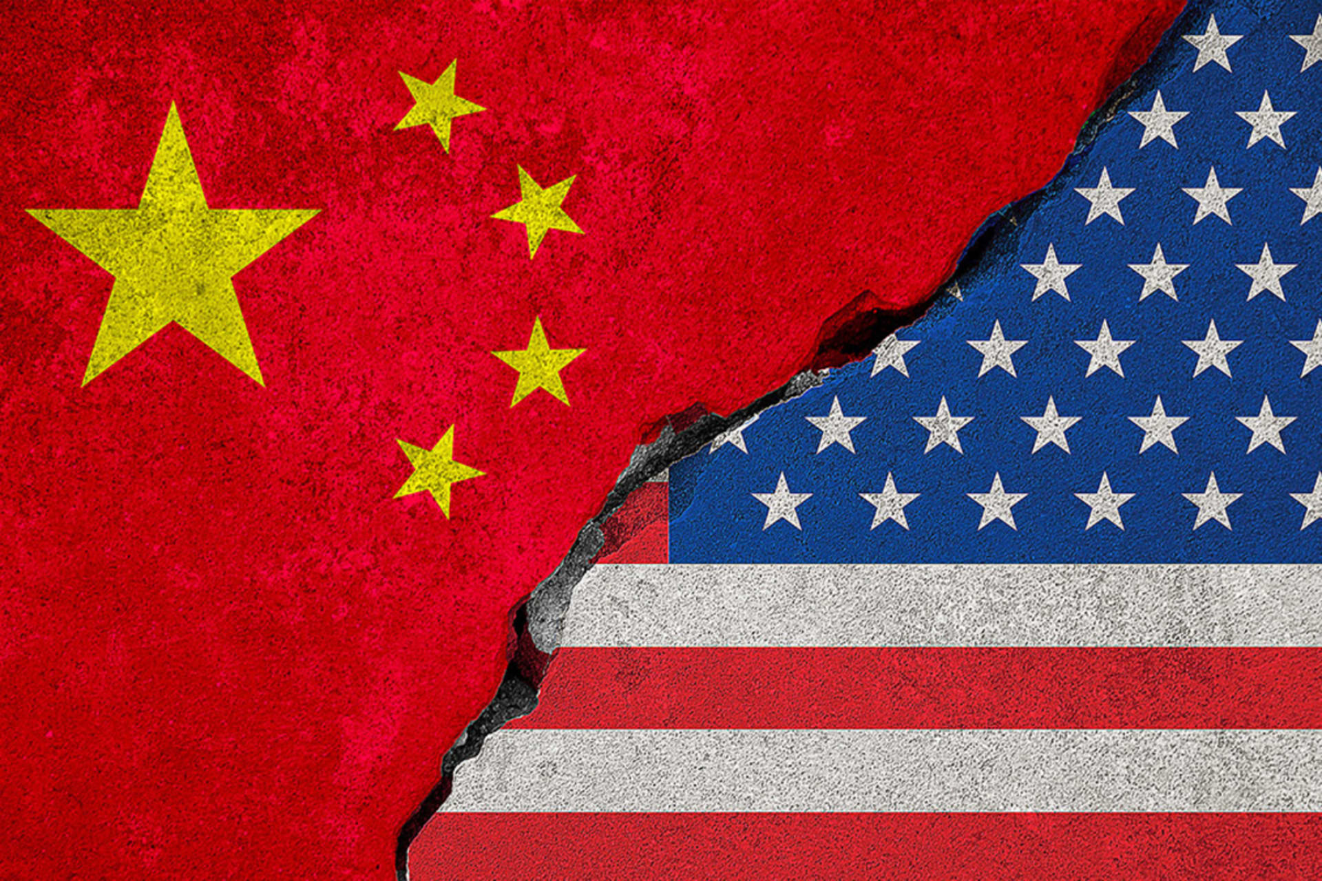 <p>Juxtaposed Chinese and American flags.</p>
