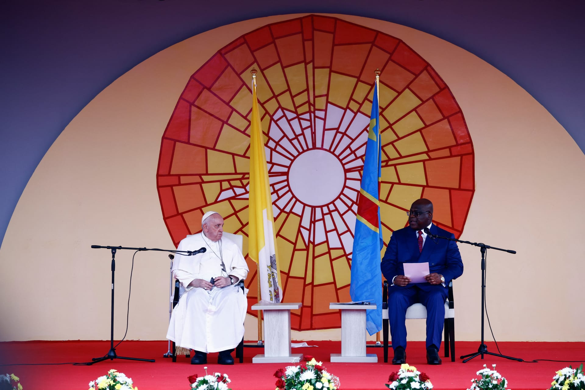 <p>Pope Francis and Democratic Republic of Congo’s President Felix Tshisekedi sit on the stage for a meeting at the Palais de la Nation on the first day of Pope Francis’ apostolic journey, in Kinshasa, Democratic Republic of Congo on January 31, 2023. </p>
