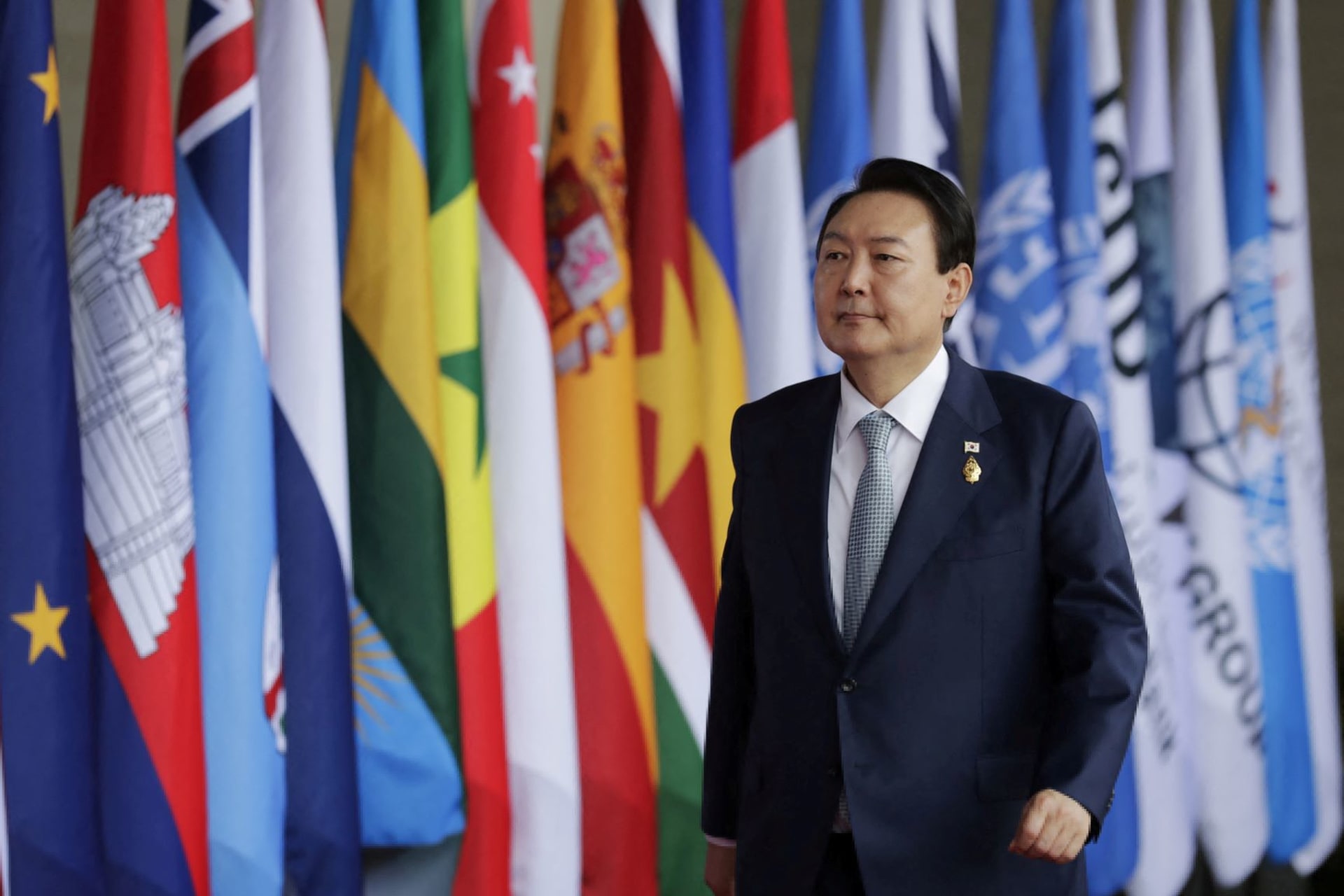 <p>South Korea’s President Yoon Suk-yeol arrive for the G20 Leaders’ Summit in Bali, Indonesia on November 15, 2022.</p>
