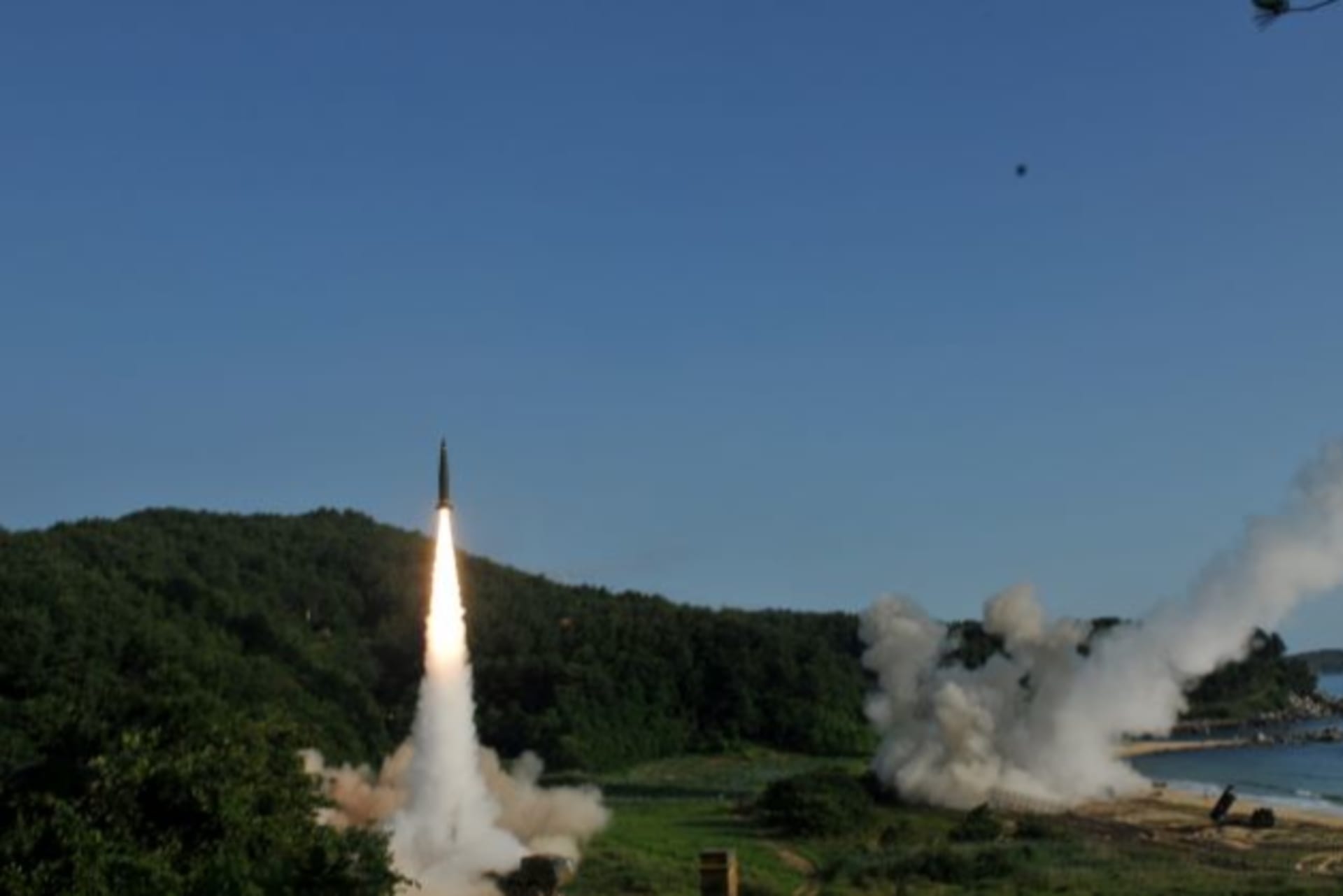 <p>U.S. and South Korean troops utilizing the Army Tactical Missile System (ATACMS) and South Korea’s Hyunmoo Missile II, fire missiles into the waters of the East Sea off South Korea on July 5, 2017. </p>
