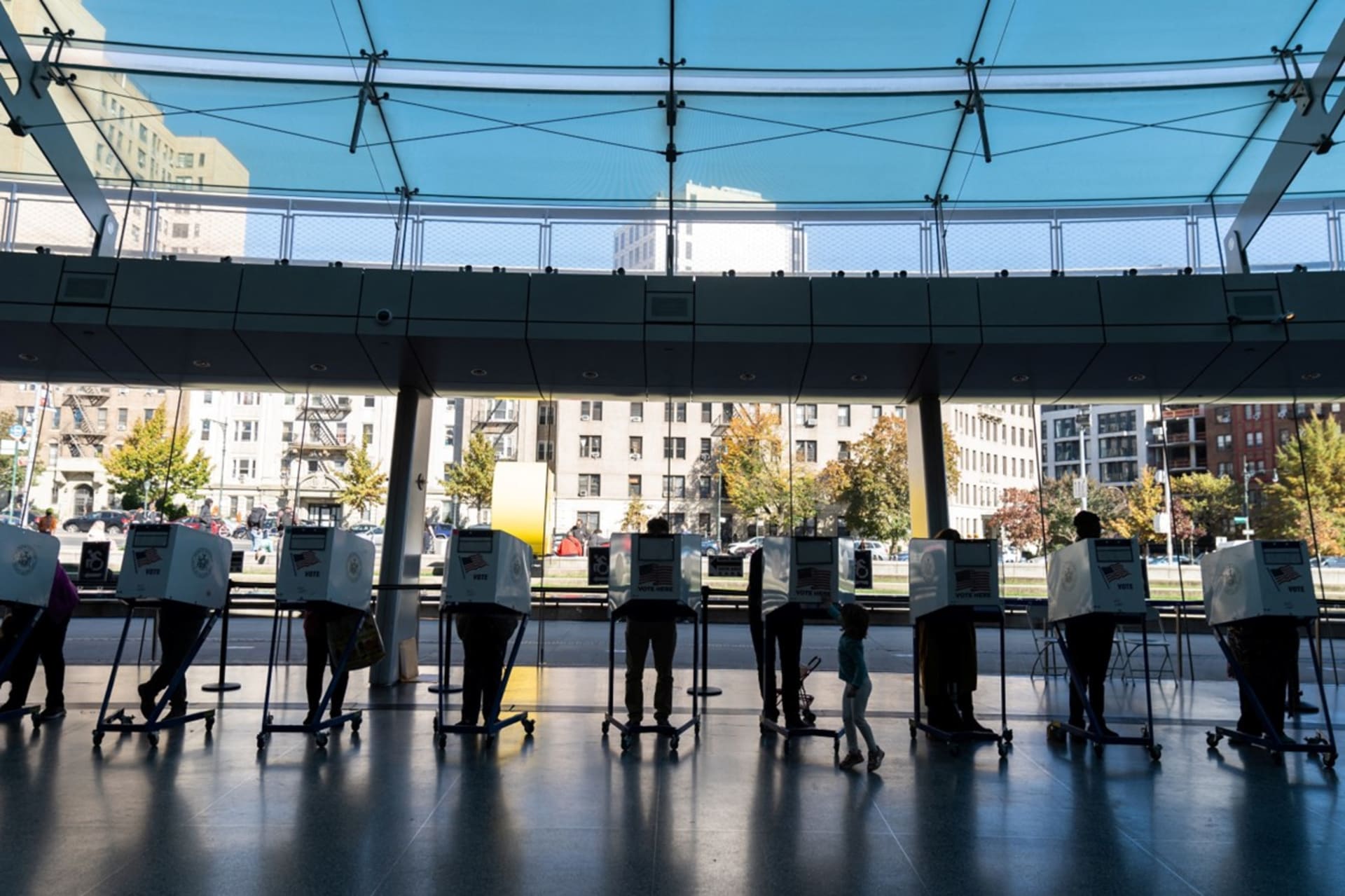 <p>Voters cast their ballots at a polling station during early voting at the Brooklyn Museum in Brooklyn, New York City, New York on October 29, 2022</p>
