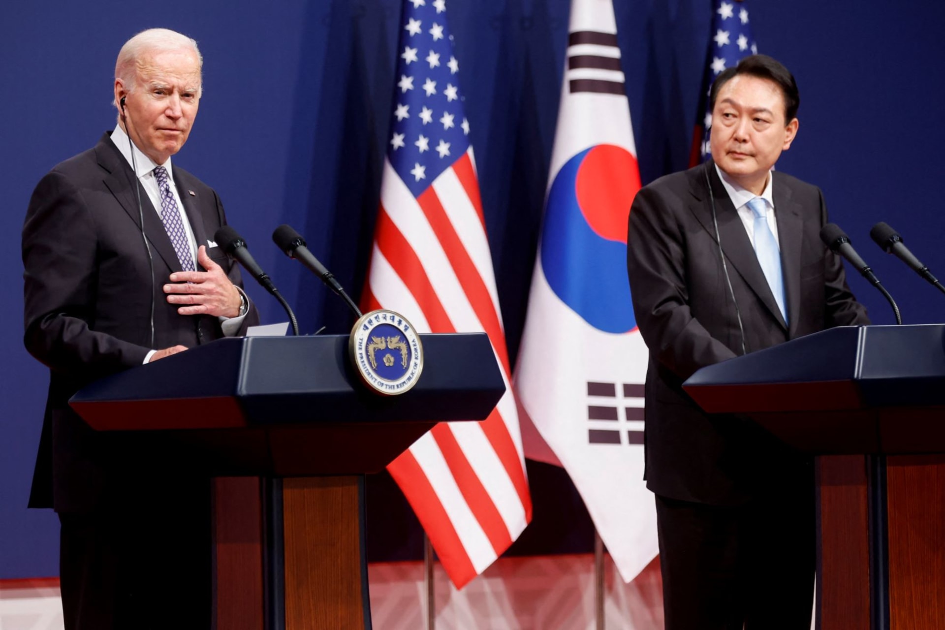 <p>U.S. President Joe Biden and his South Korean counterpart Yoon Suk-youl hold a joint news conference at the People’s House in Seoul, South Korea on May 21, 2022. </p>
