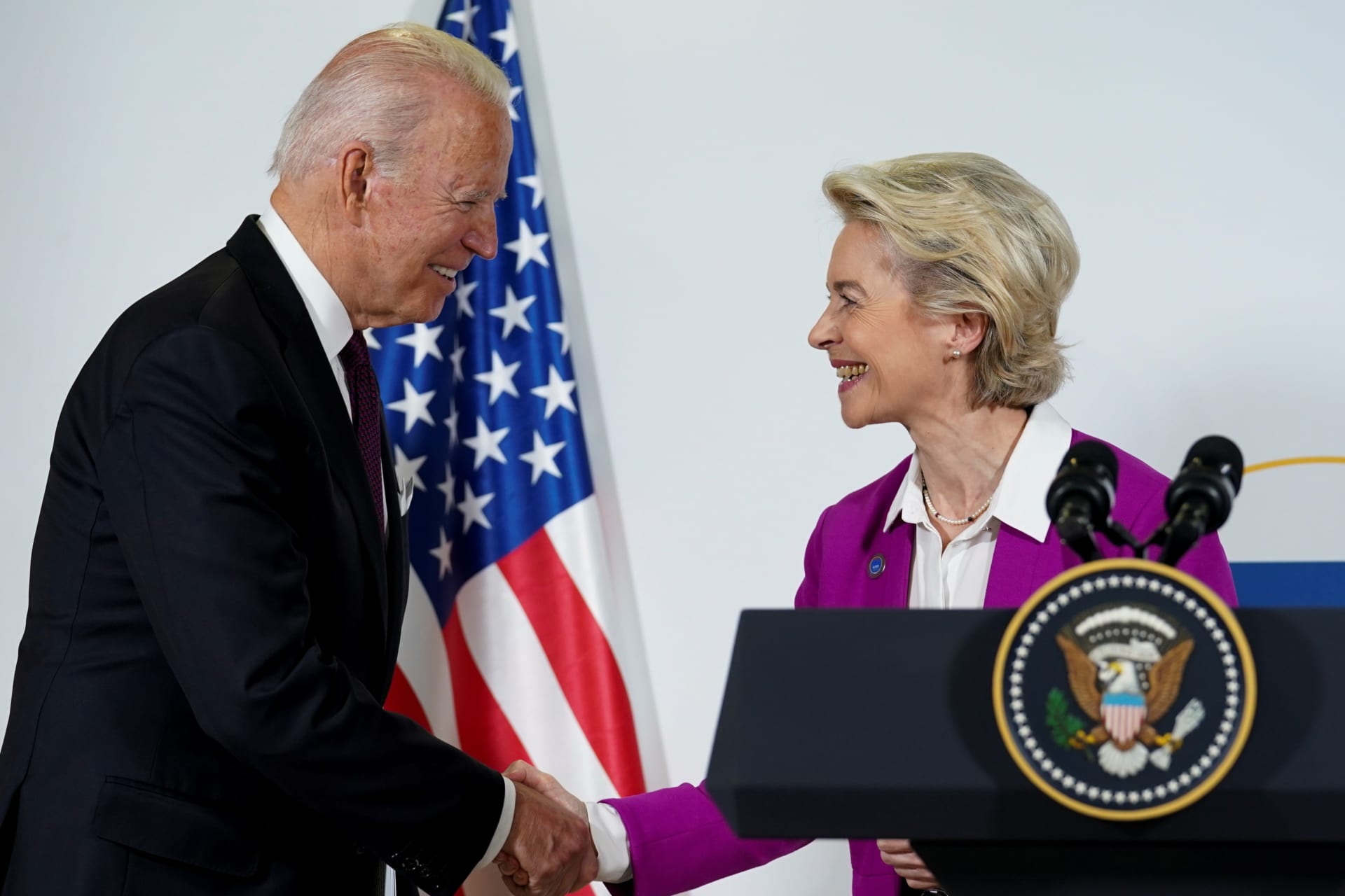 <p>President Joe Biden and European Commission President Ursula von der Leyen shake hands after a meeting at the G20 Summit in October 2021.</p>
