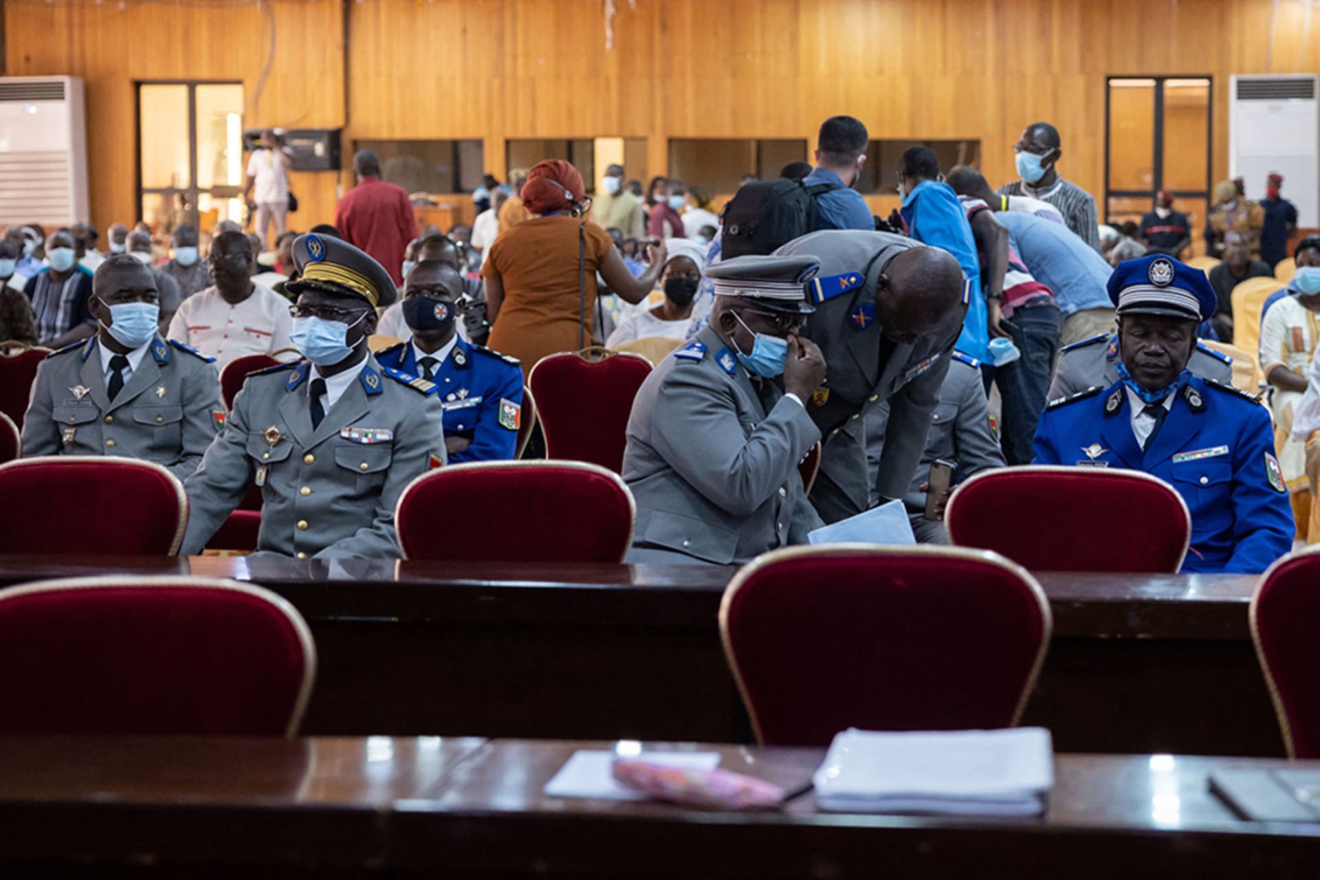 <p>People attend the opening of the trial against alleged perpetrators of the assassination of former President Thomas Sankara in Ouagadougou, Burkina Faso.</p>
