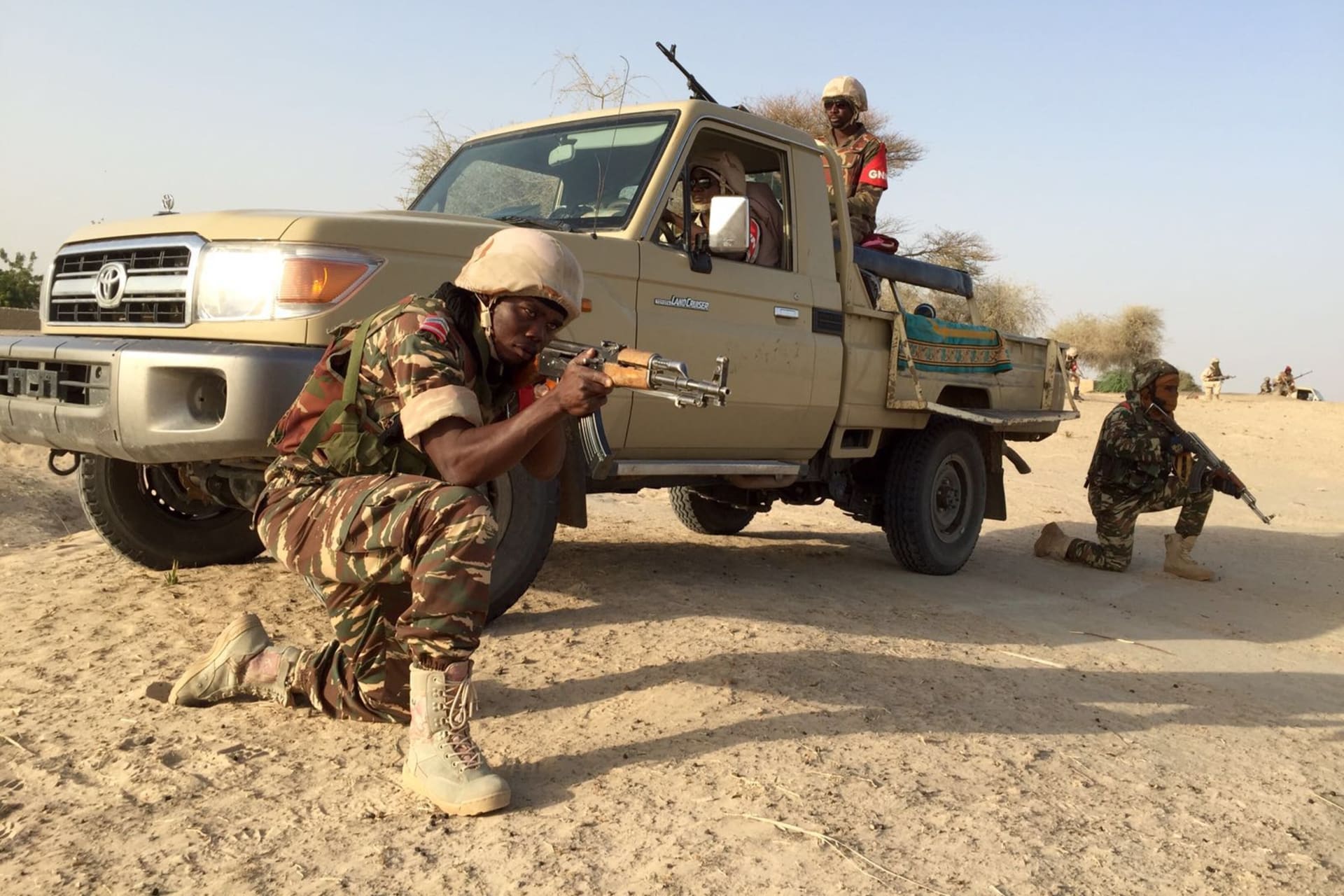 <p>In the village of Zenam Kelouri, Nigerien soldiers carry out a show of force in their fight against Boko Haram on February 29, 2016.</p>

